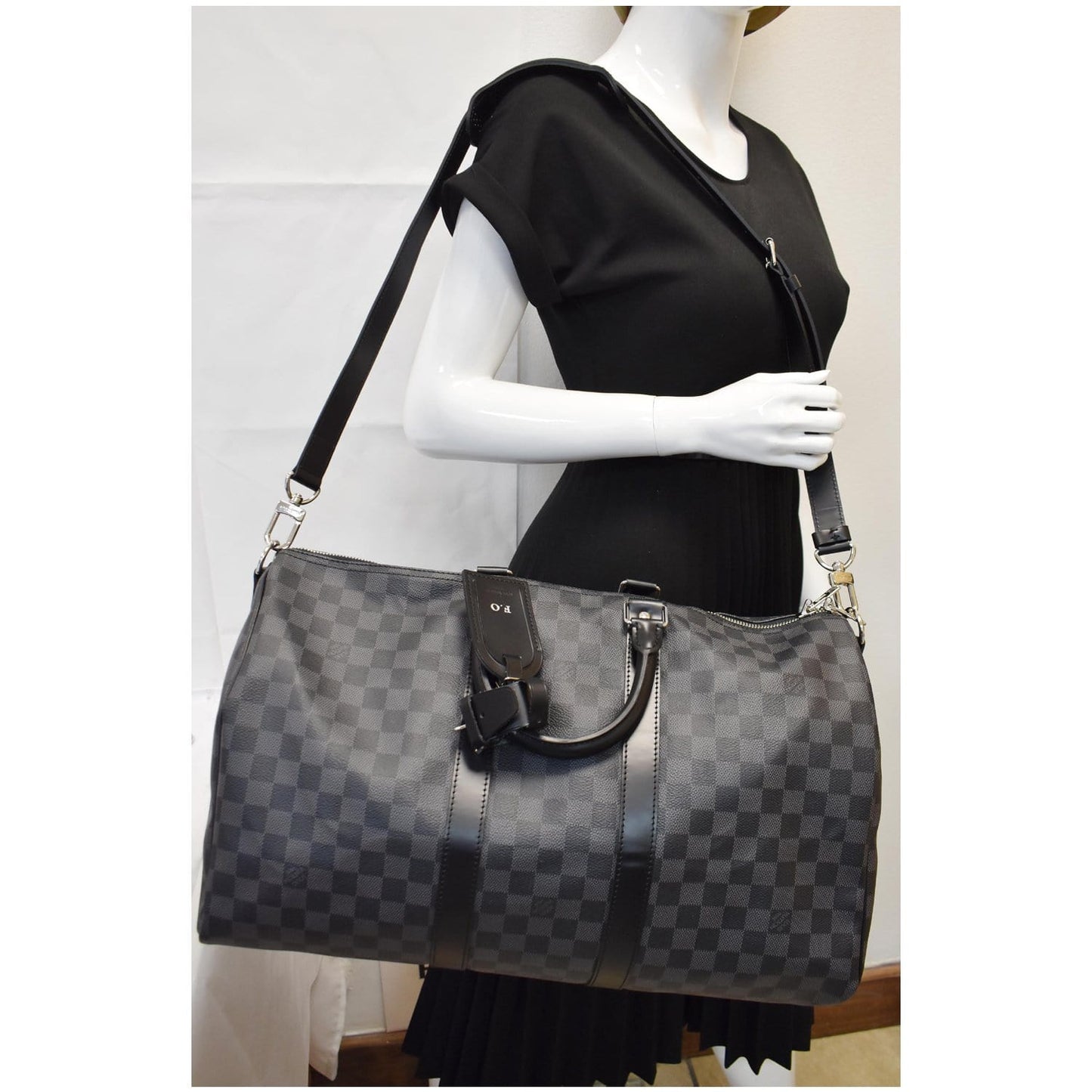 LOUIS VUITTON Keepall 45 Damier Graphite Bandouliere Travel Bag Black