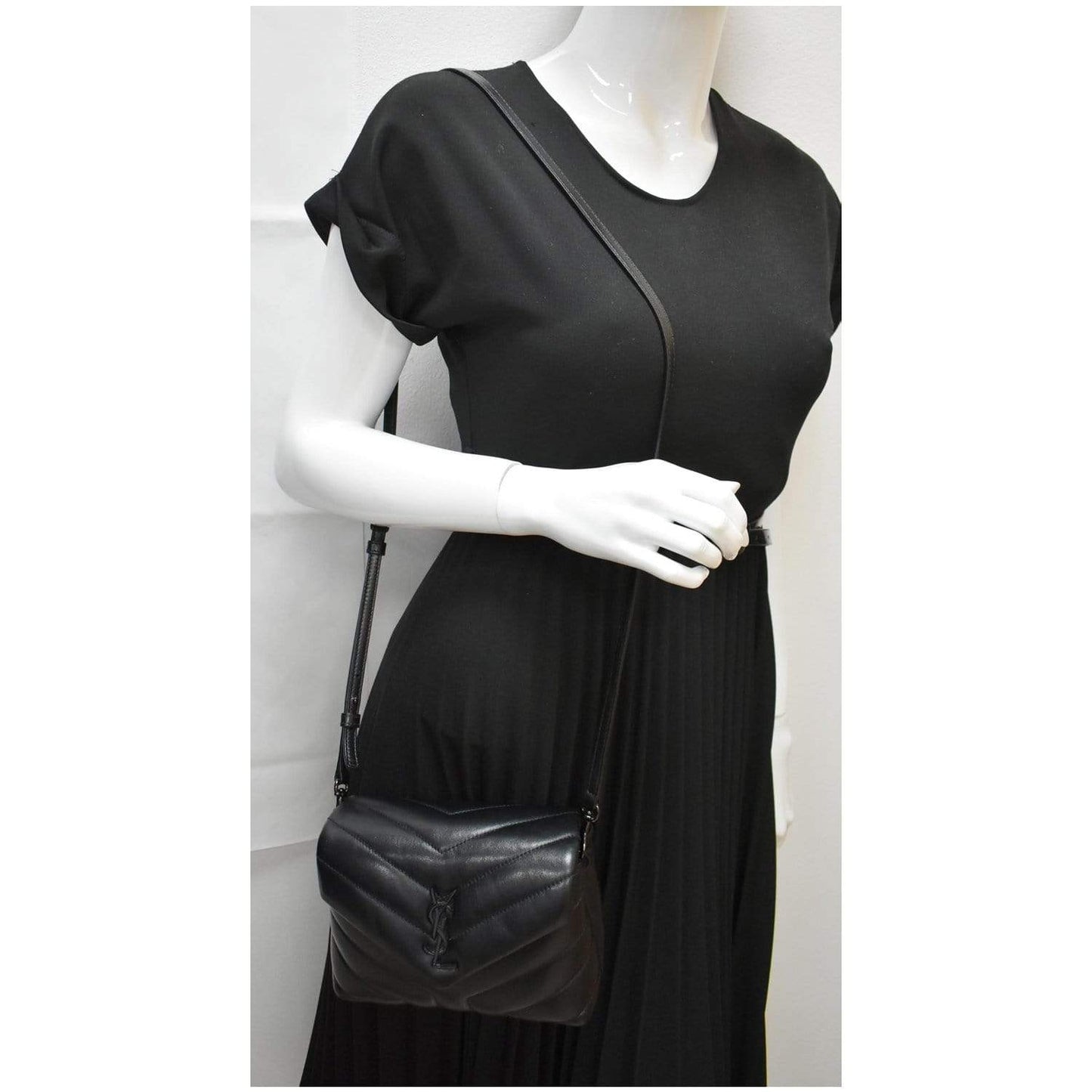 YVES SAINT LAURENT Loulou Toy Matelasse Leather Crossbody Bag Black