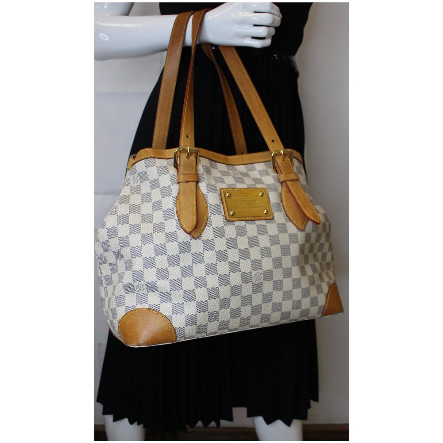 LOUIS VUITTON Hampstead PM Damier Azur Shoulder Bag White