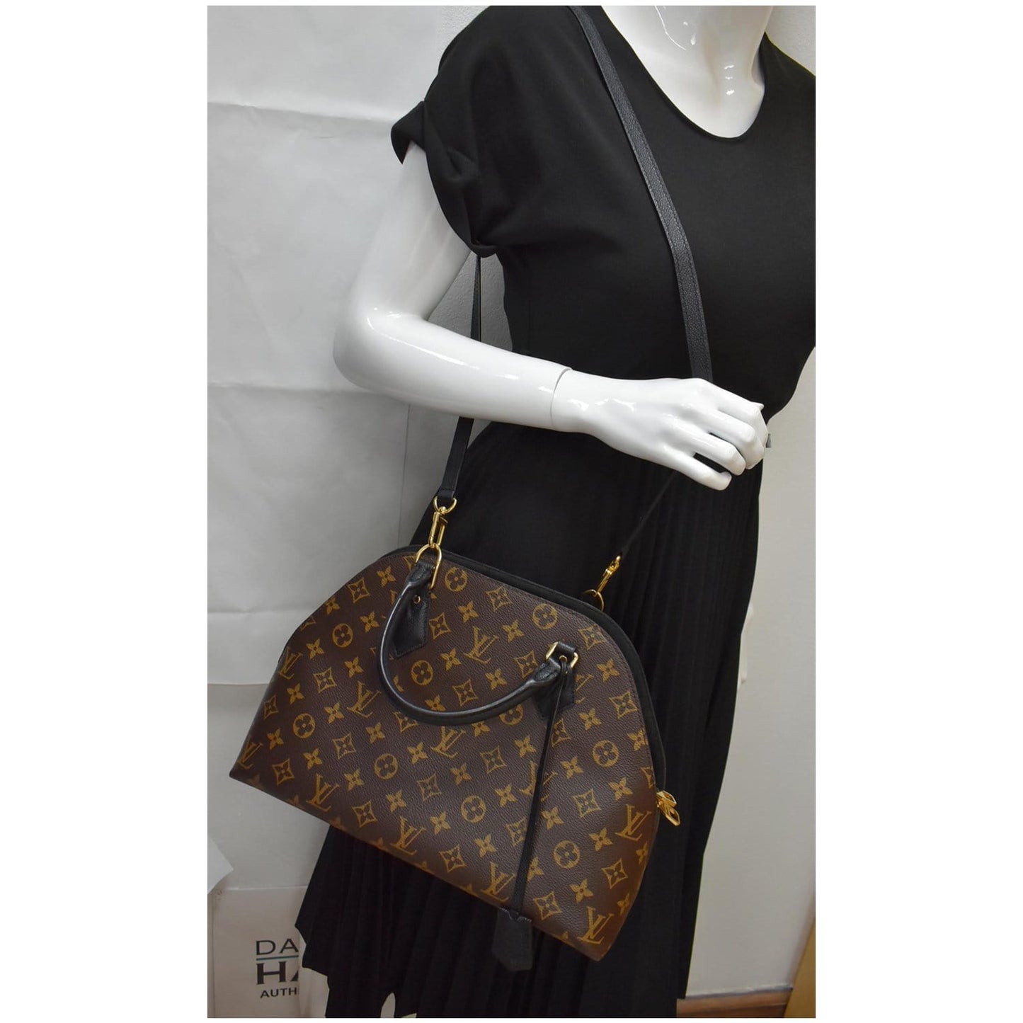 LOUIS VUITTON Alma B'N'B Monogram Canvas Shoulder Bag Brown