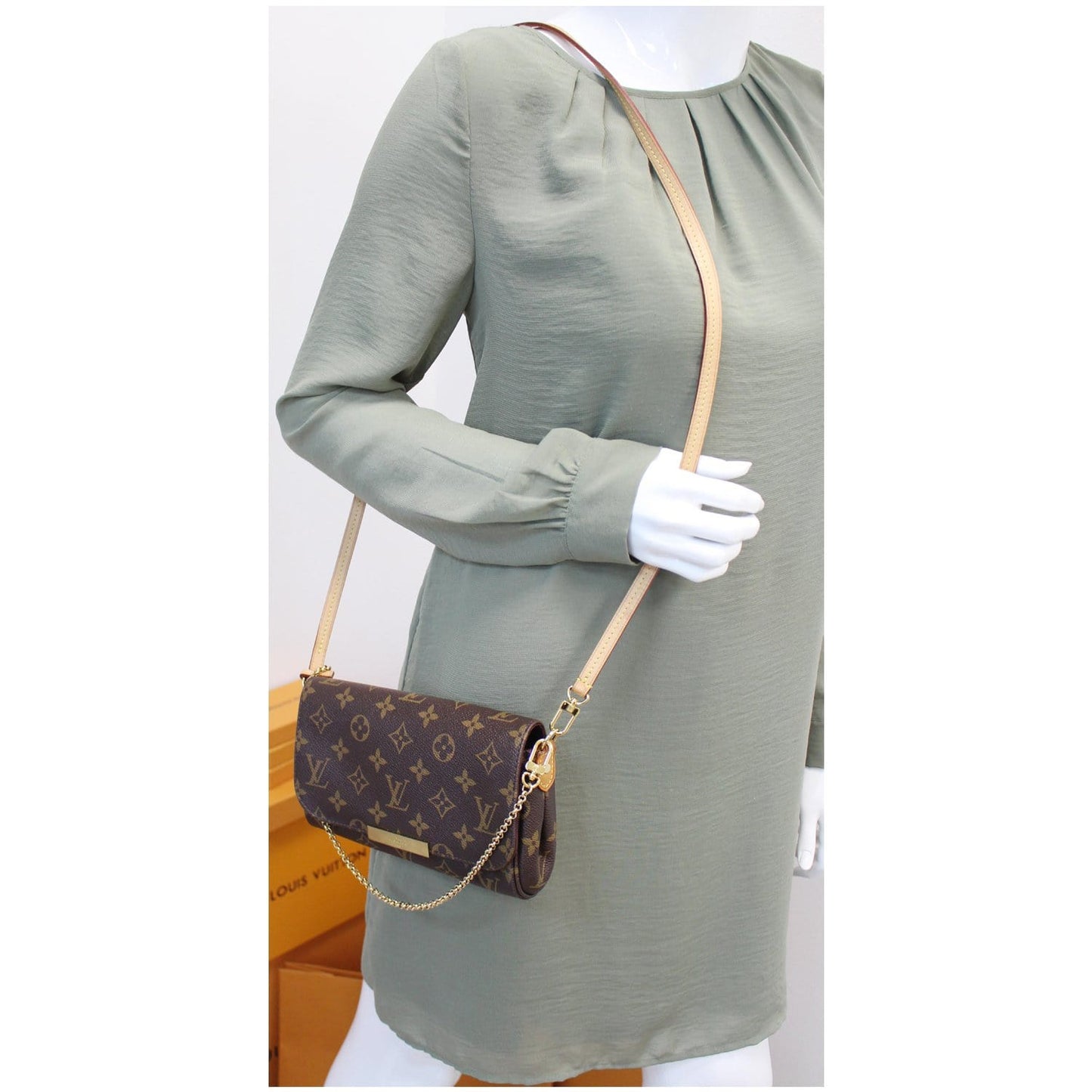 LOUIS VUITTON Favorite PM Monogram Canvas Crossbody Bag Brown