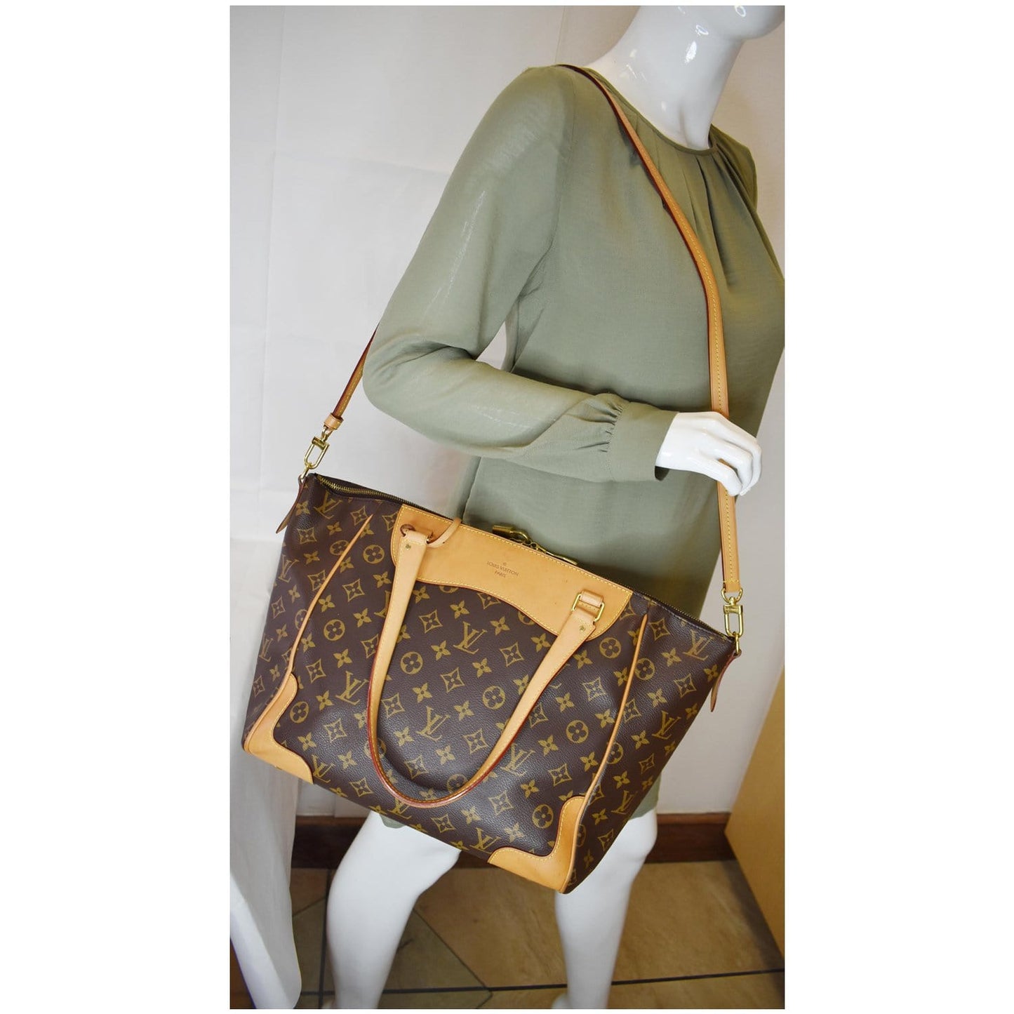 LOUIS VUITTON Estrela MM NM Monogram Canvas Shoulder Bag Brown