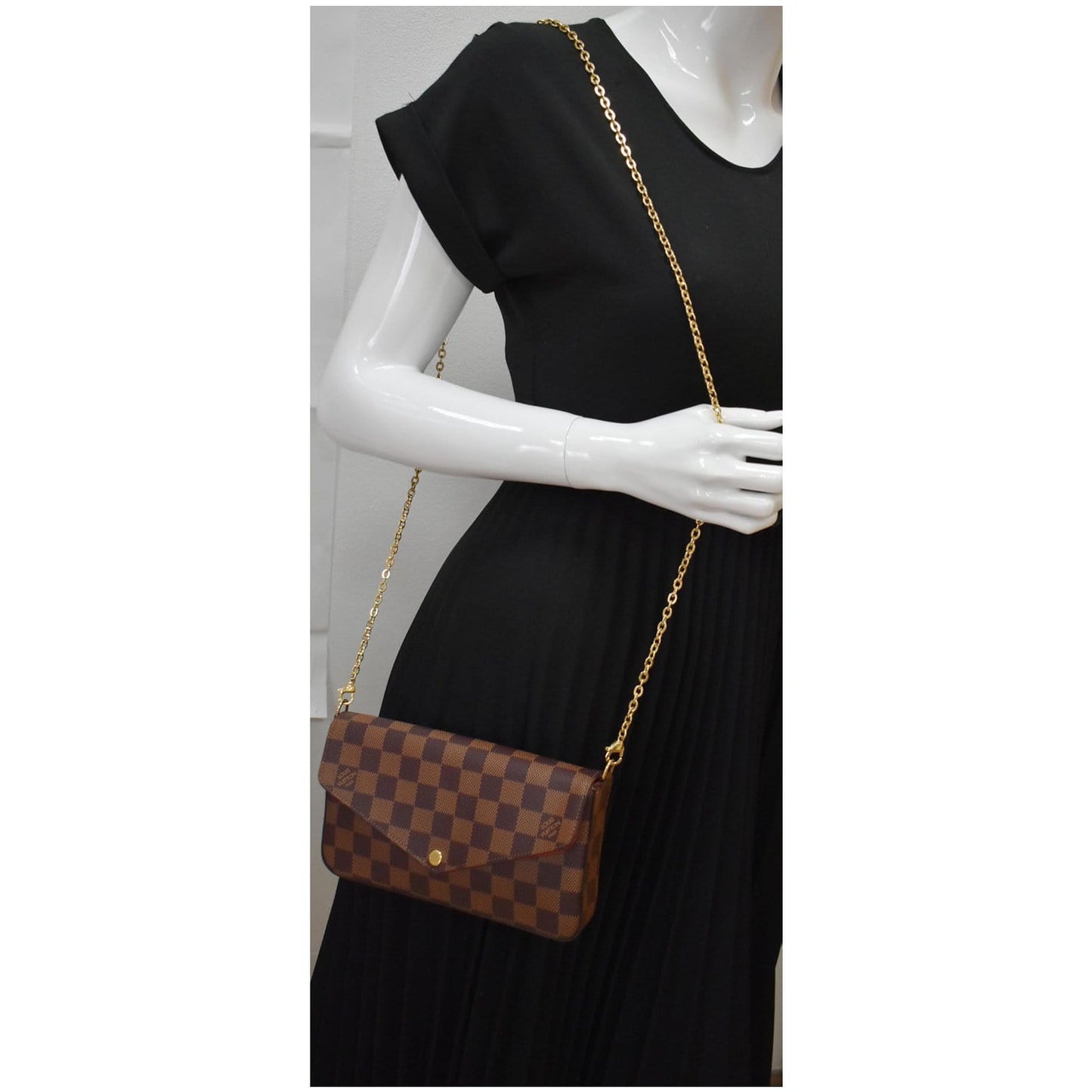 LOUIS VUITTON Pochette Felicie Monogram Canvas Crossbody Bag Brown