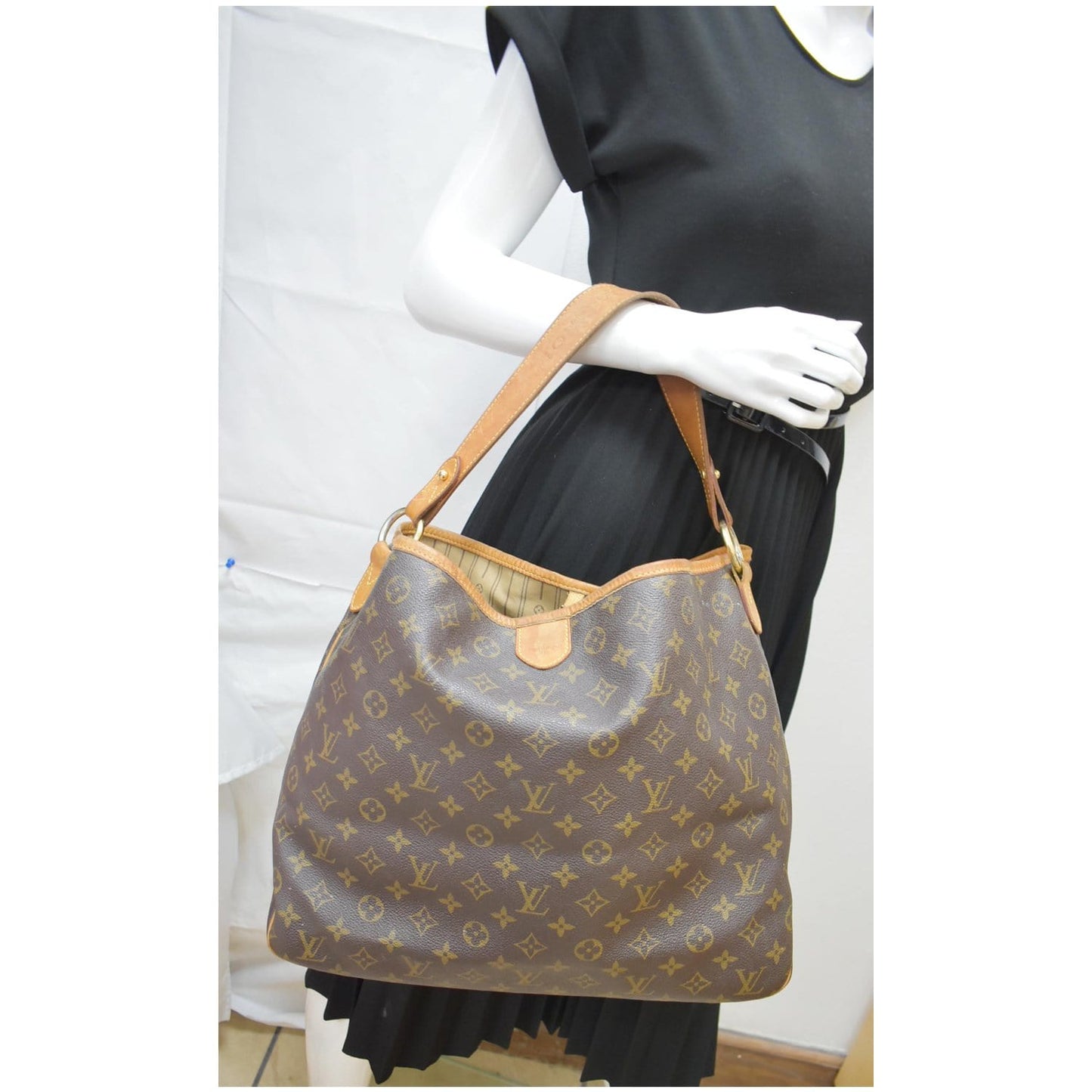 LOUIS VUITTON Delightful MM Monogram Canvas Shoulder Bag Brown