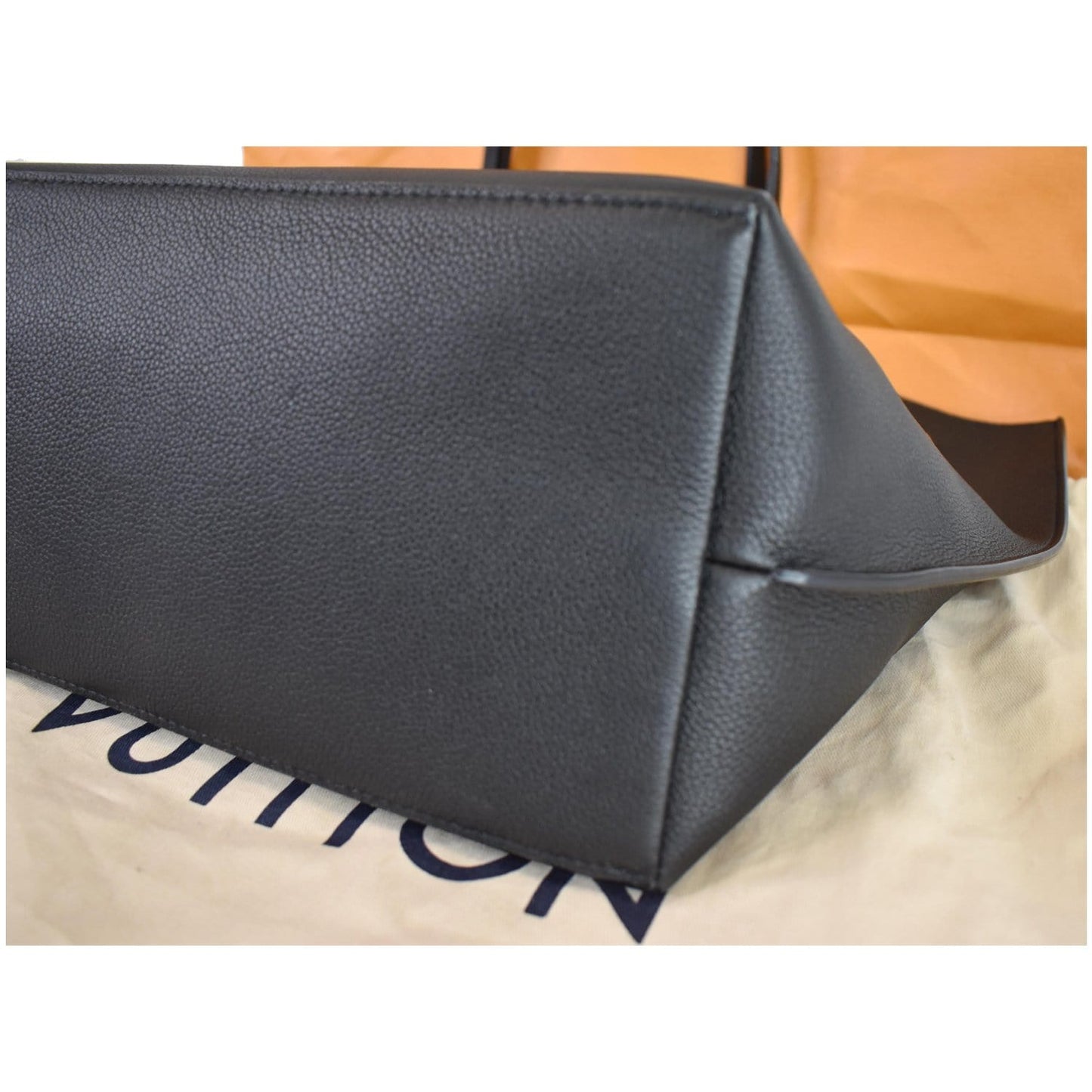 LOUIS VUITTON Lockme Go Leather Tote Bag Black