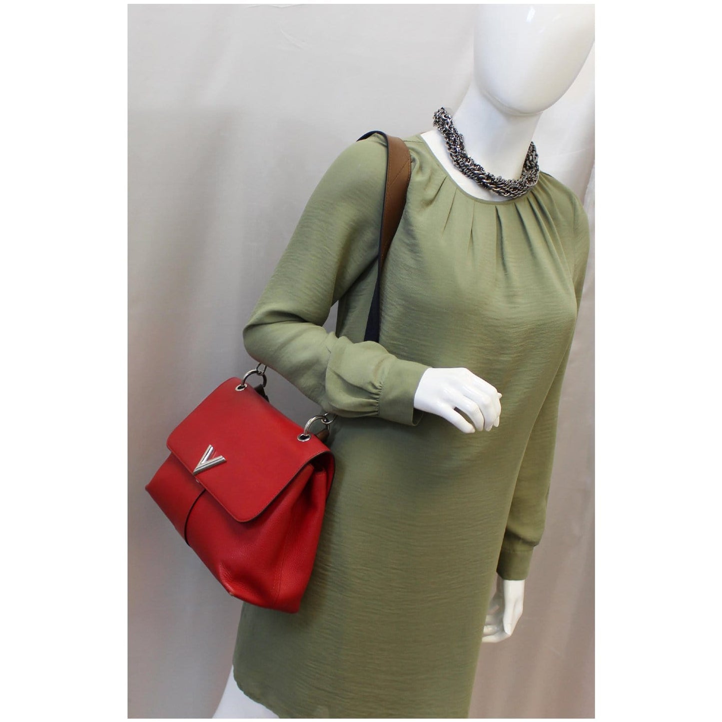 LOUIS VUITTON Very One Handle Monogram Leather Shoulder Bag Rubis - 20% OFF