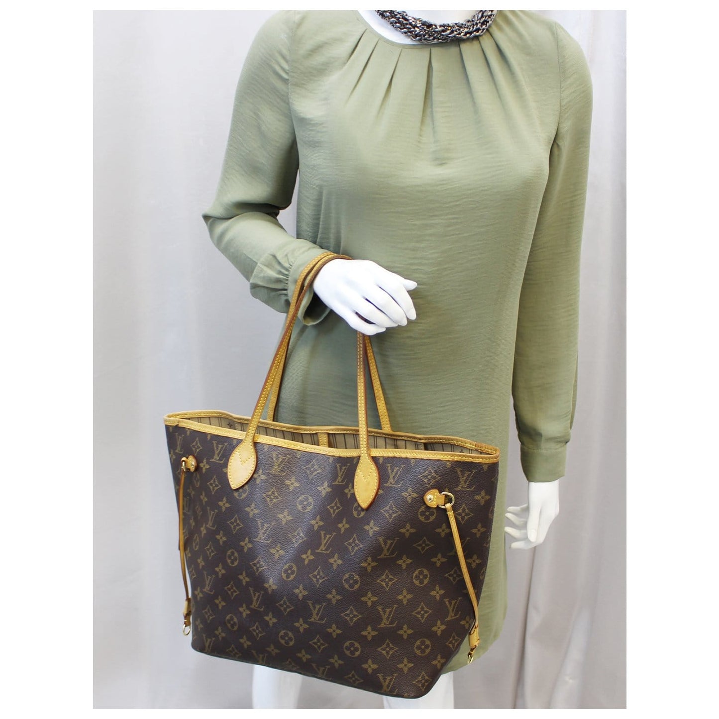 LOUIS VUITTON Neverfull MM Monogram Canvas  Brown Tote Bag