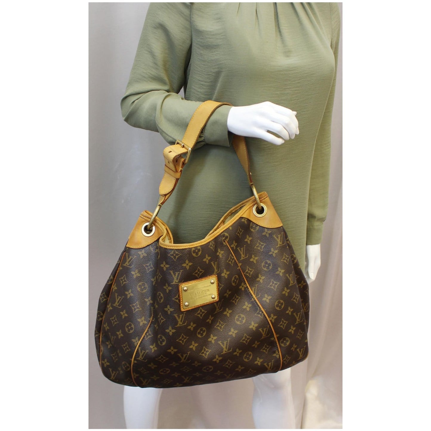 LOUIS VUITTON Galliera GM Monogram Canvas Shoulder Tote Bag Brown