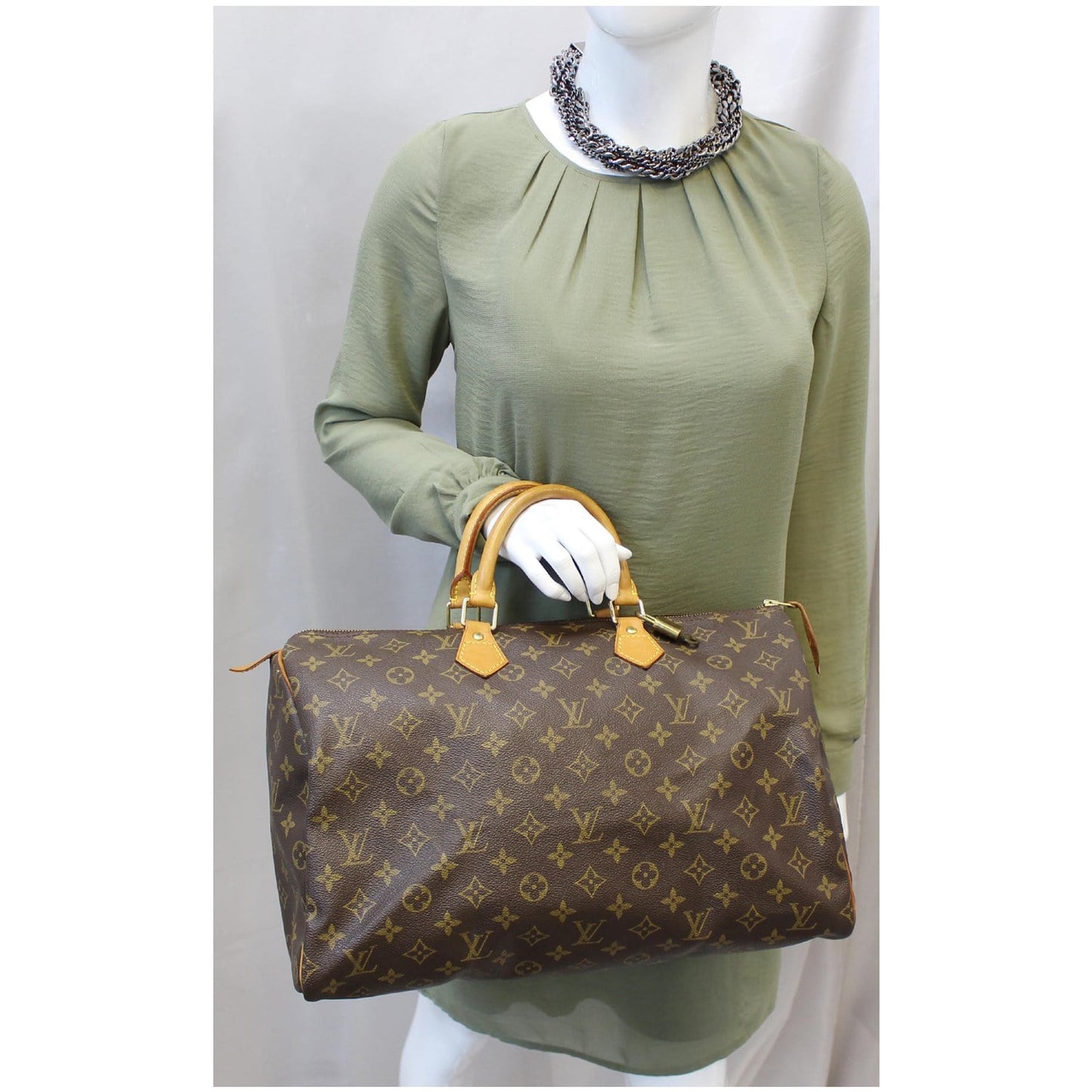 LOUIS VUITTON Speedy 40 Monogram Canvas Satchel Handbag Brown