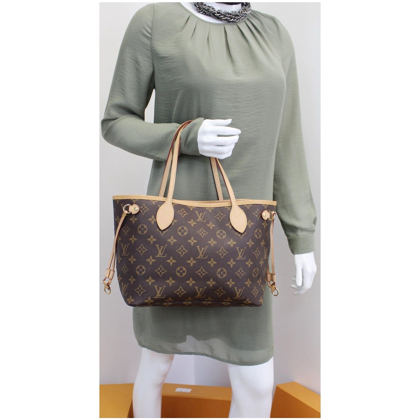 LOUIS VUITTON Neverfull PM Monogram Canvas Shoulder Bag Brown