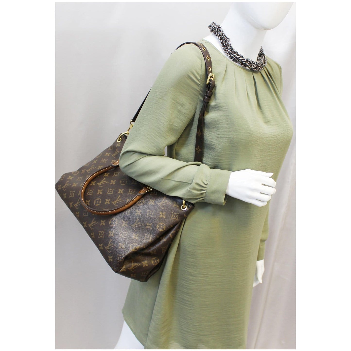 LOUIS VUITTON Pallas Monogram Canvas 2Way Shoulder Bag Brown