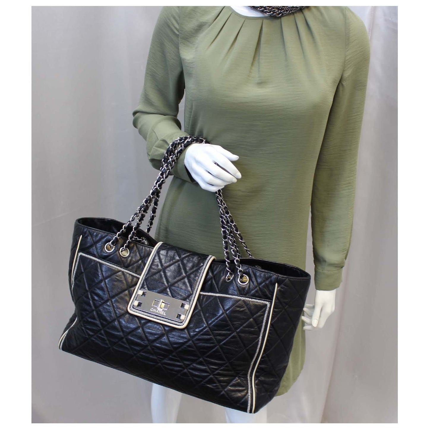 CHANEL East West Large Lambskin Quilted Leather Tote Shoulder Bag Black