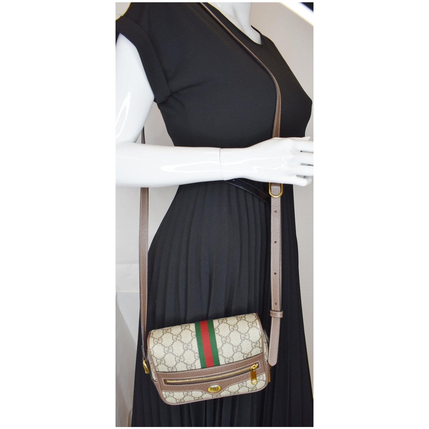 GUCCI Ophidia GG Supreme Mini Crossbody Bag Beige 517350