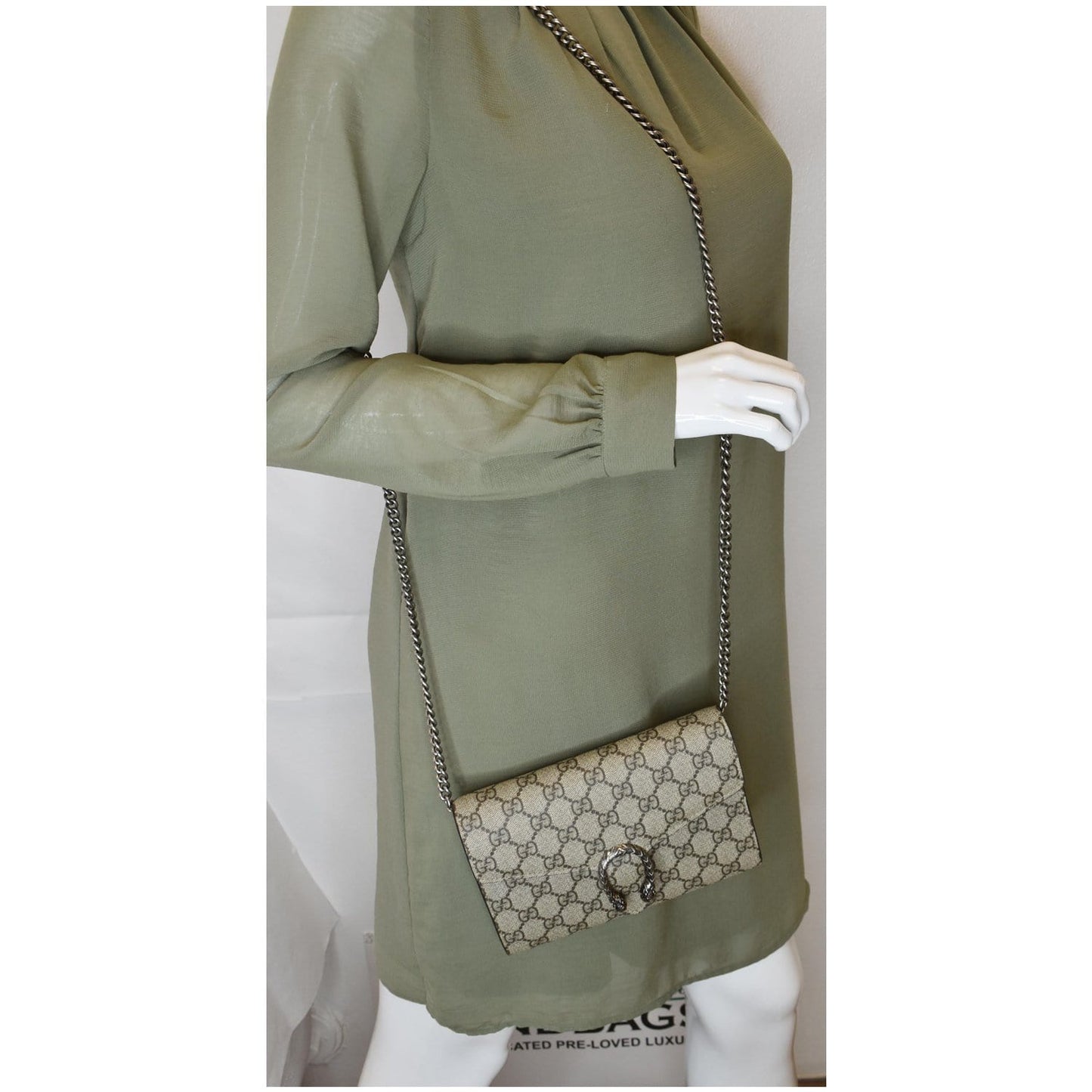 GUCCI Dionysus GG Supreme Crossbody Chain Wallet Beige 401231