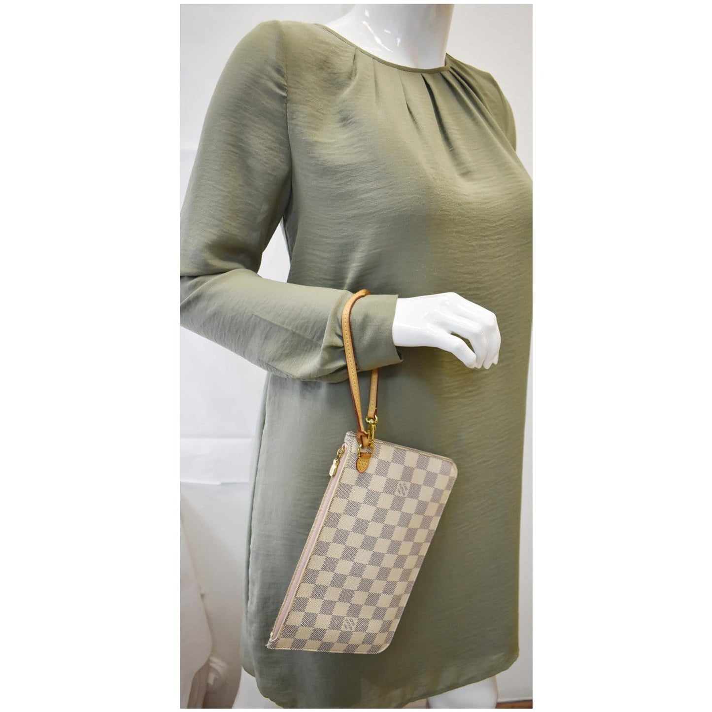 LOUIS VUITTON Pochette Wristlet Pouch Damier Azur Neverfull MM White