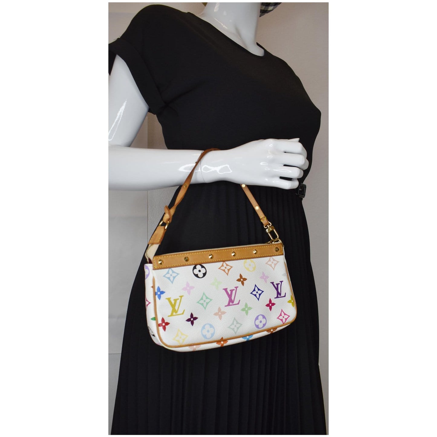LOUIS VUITTON Pochette Accessories Multicolor Monogram Pouch White