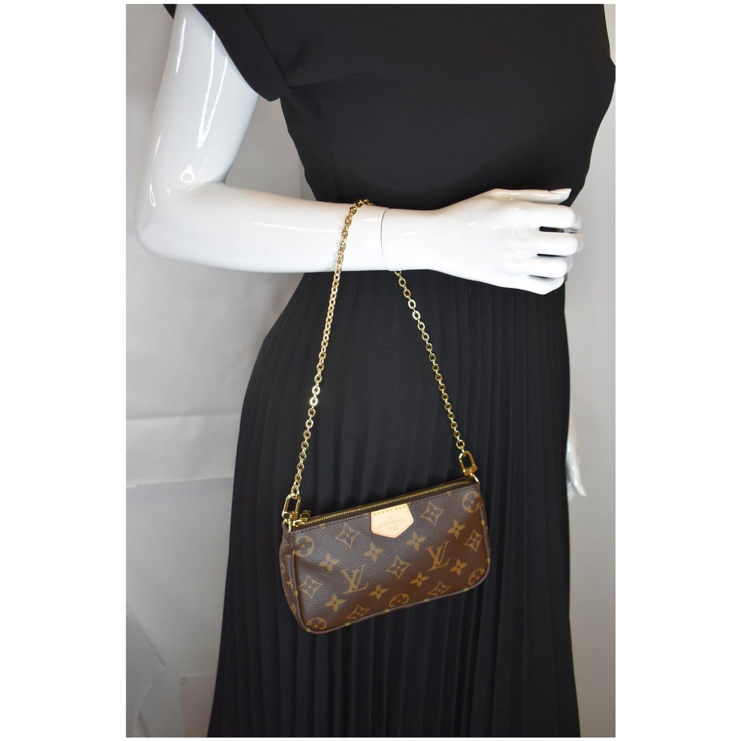 LOUIS VUITTON Pochette Accessories Monogram Canvas Pouch Bag Brown