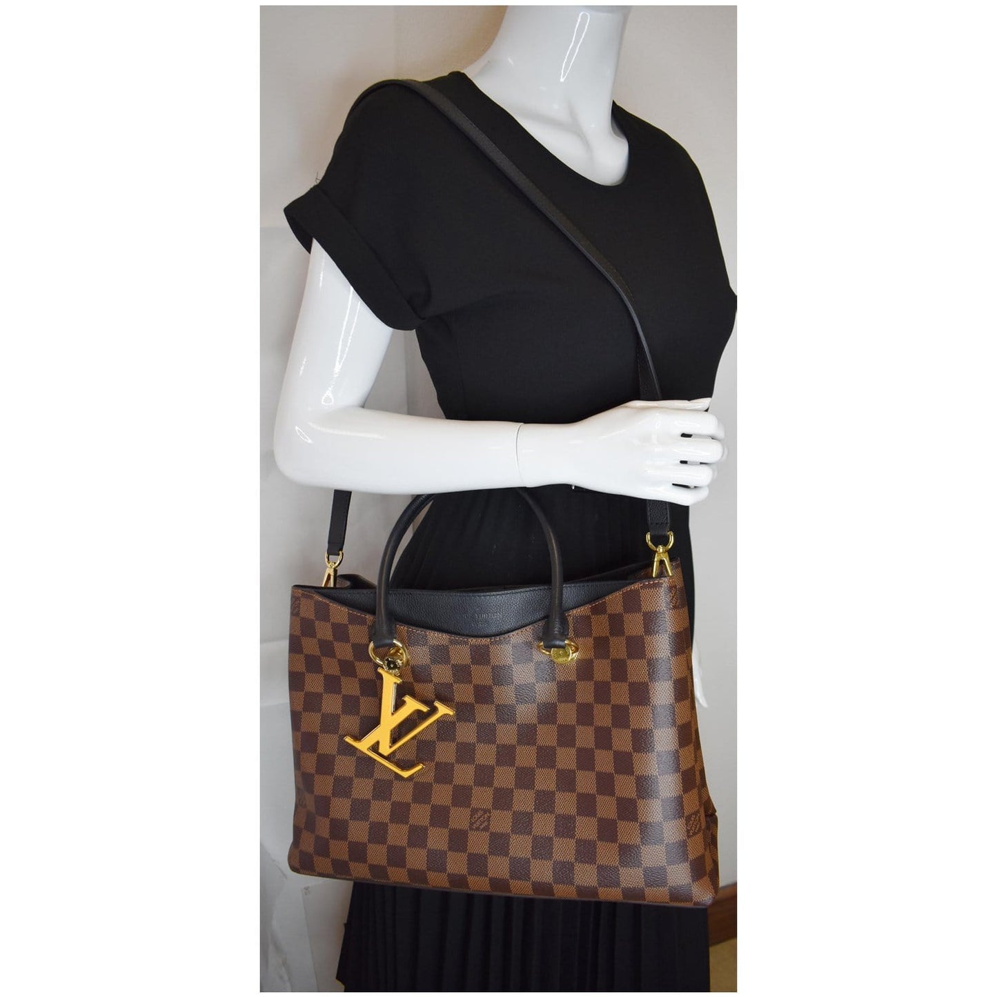 LOUIS VUITTON LV Riverside Damier Ebene Shoulder Bag Noir