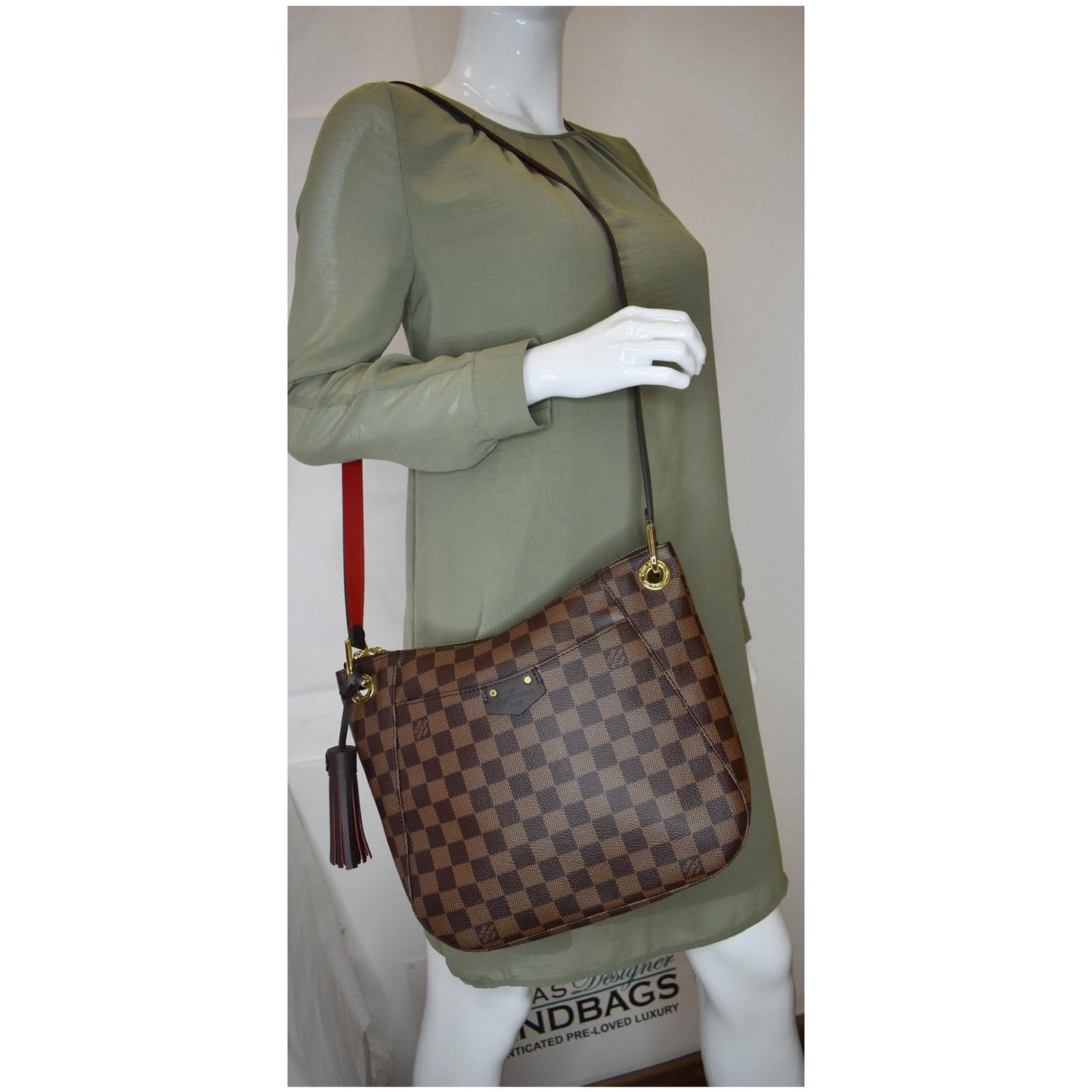 LOUIS VUITTON South Bank Besace Damier Ebene Crossbody Bag Brown