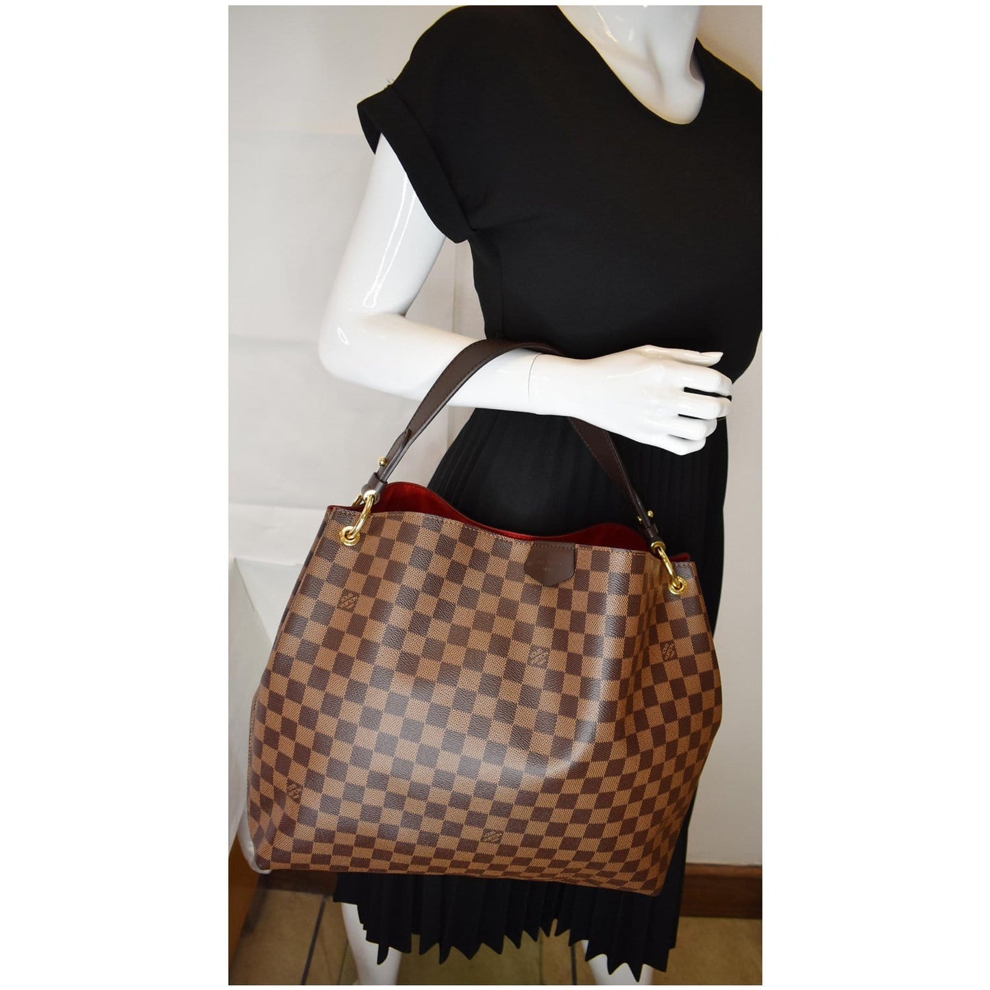 LOUIS VUITTON Graceful MM Damier Ebene Shoulder Bag Brown