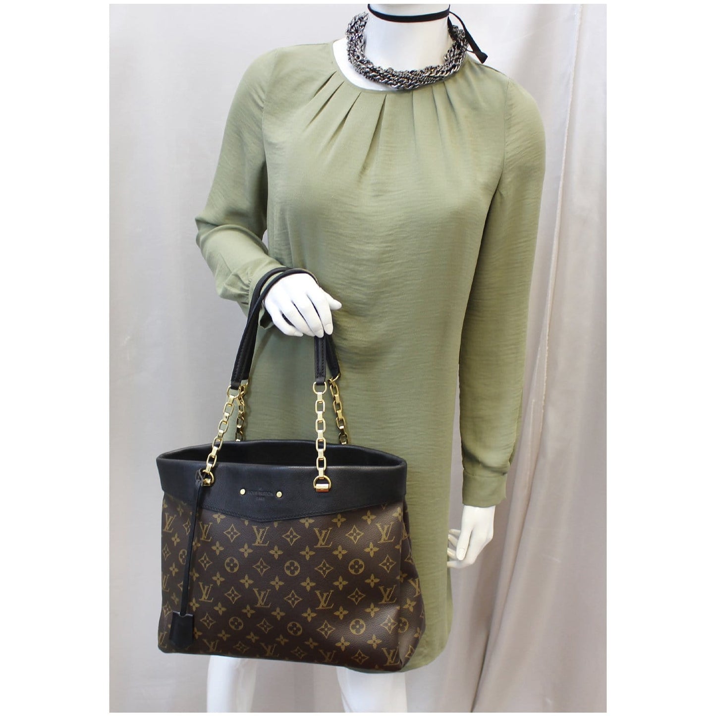 LOUIS VUITTON Pallas Chain Shopper Bag Monogram Canvas Brown