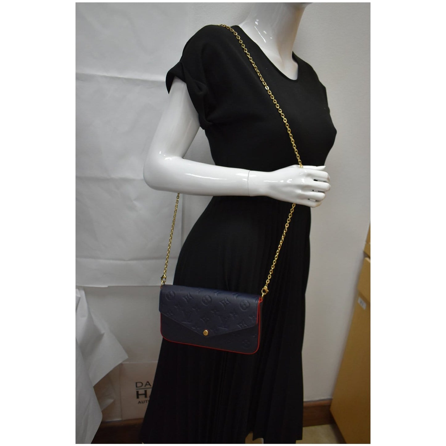 LOUIS VUITTON Felicie Pochette Monogram Empreinte Chain Wallet Navy Blue