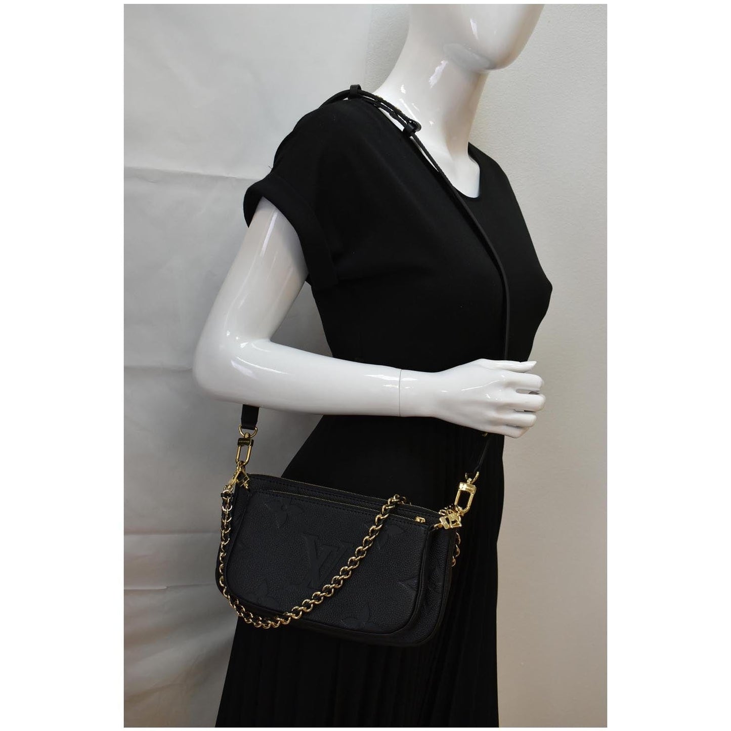 LOUIS VUITTON Multi Pochette Empreinte Leather Accessories Bag Black