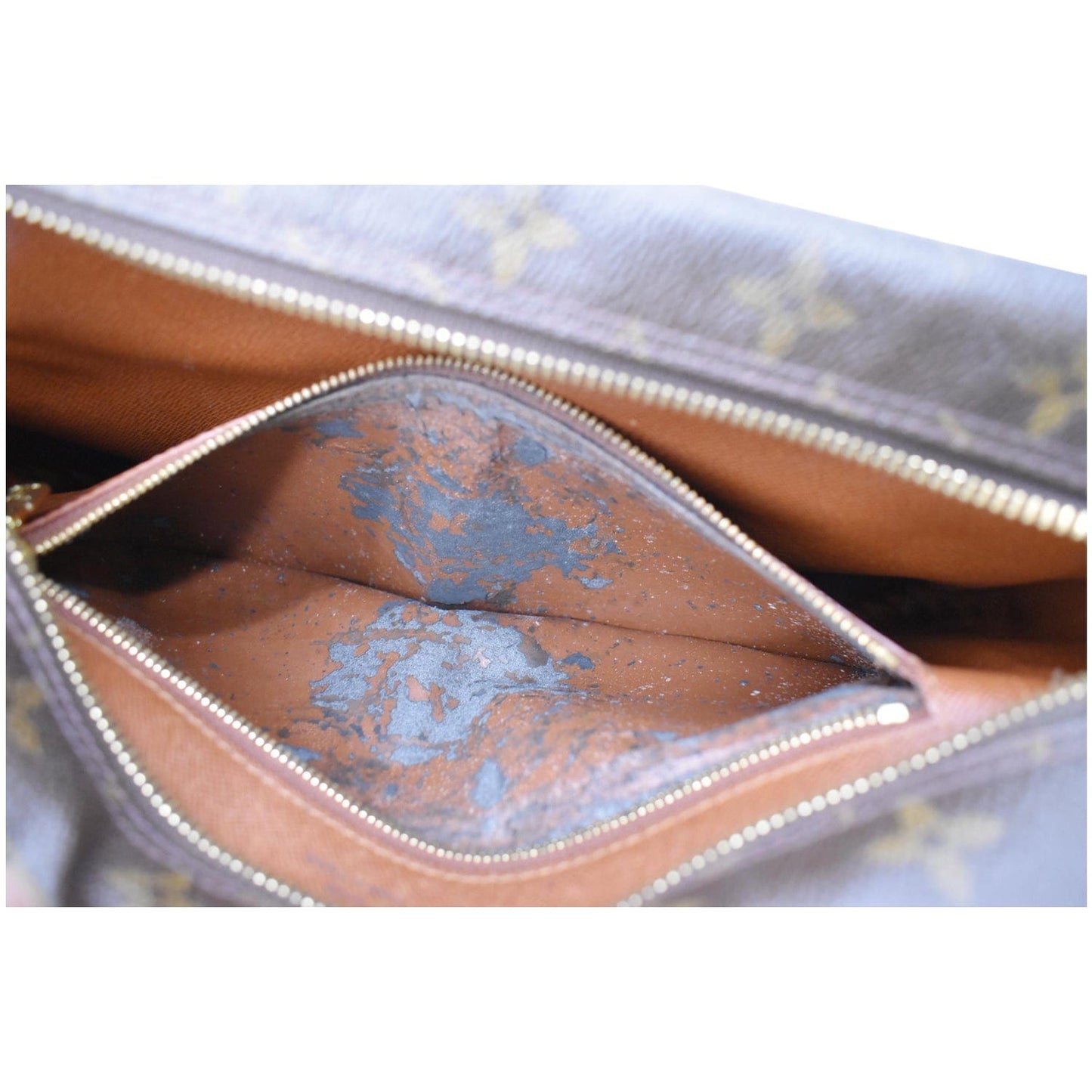 LOUIS VUITTON Nile Monogram Canvas Crossbody Shoulder Bag