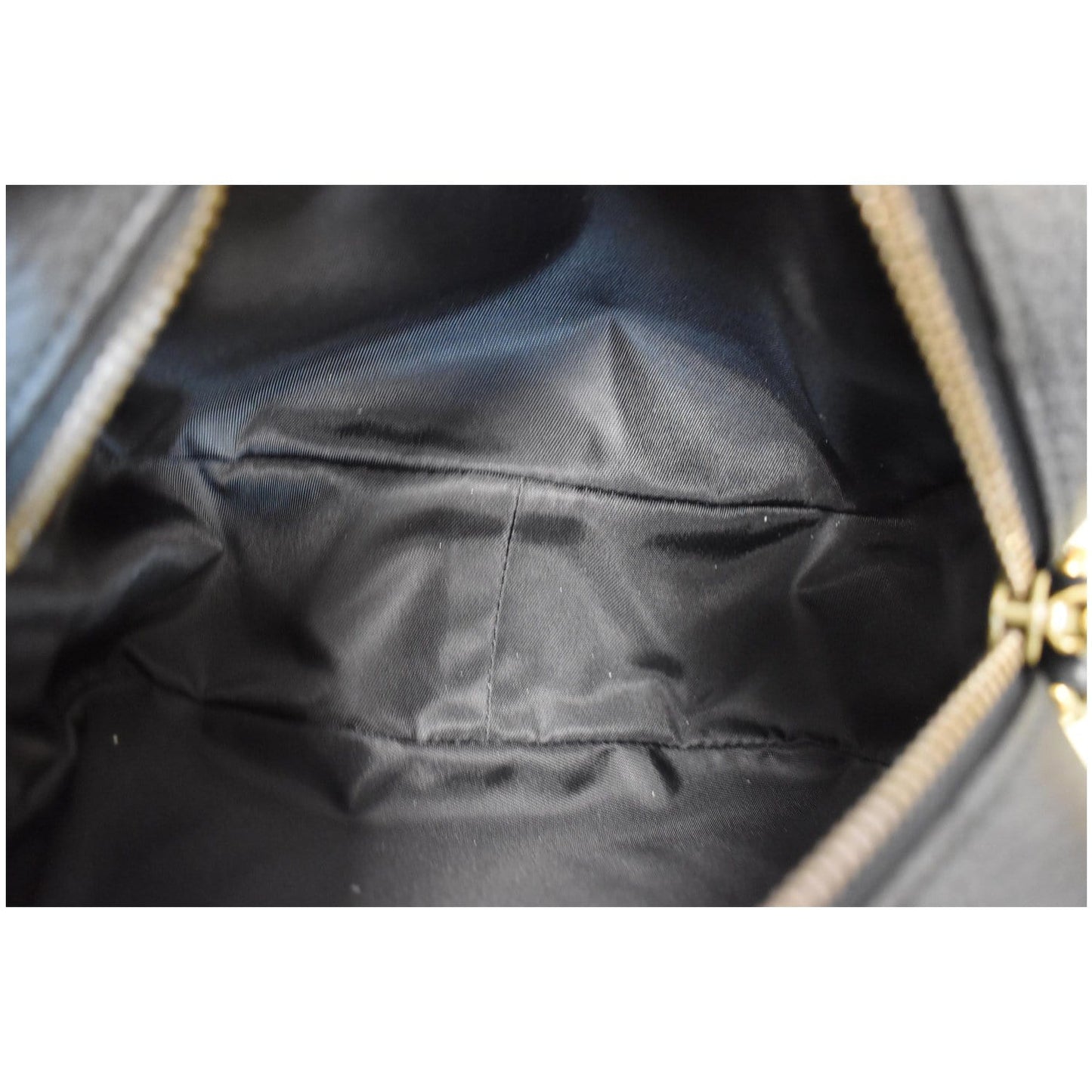 GUCCI Soho Disco Small Pebbled Leather Crossbody Bag Black 347994