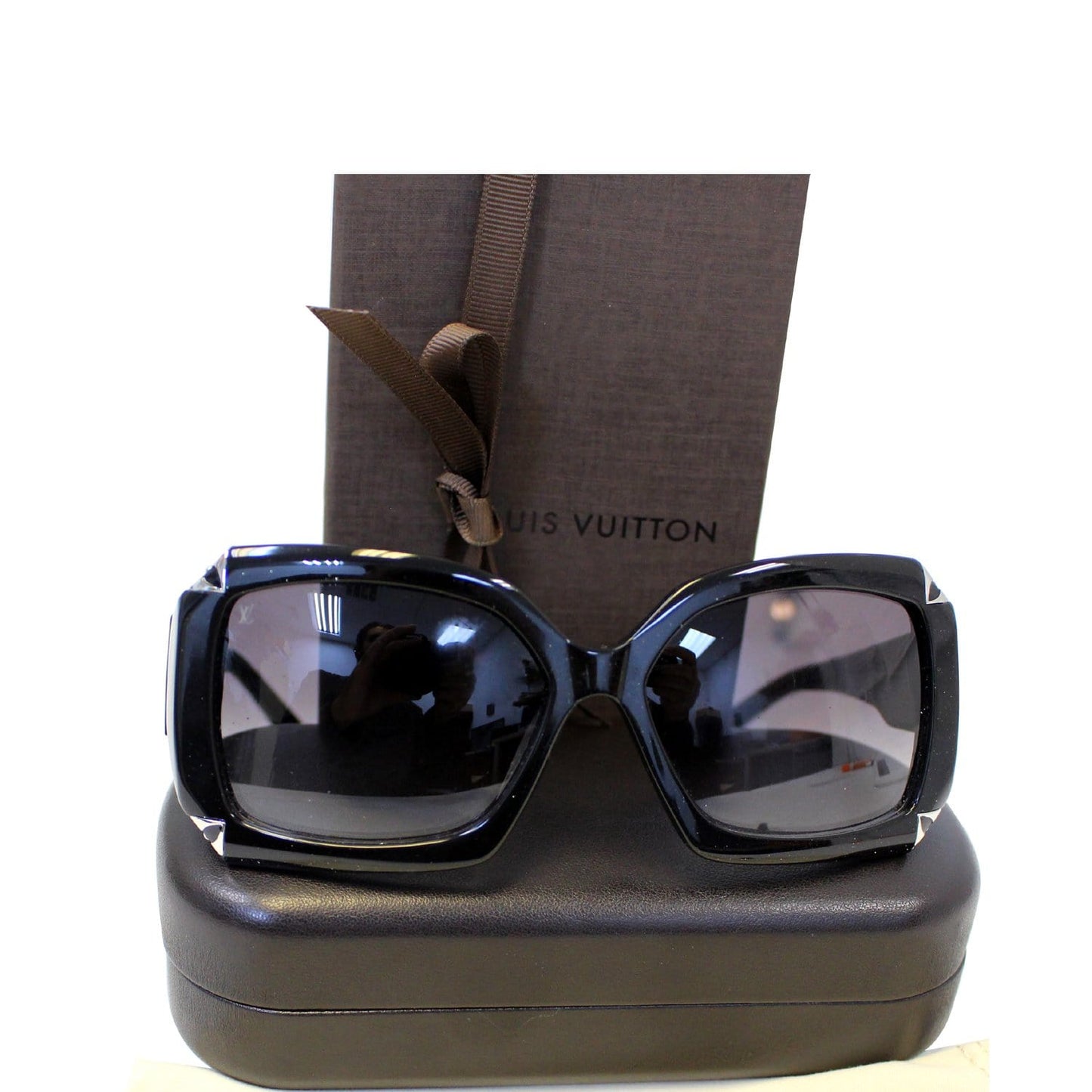 LOUIS VUITTON Hortensia Sunglasses Black