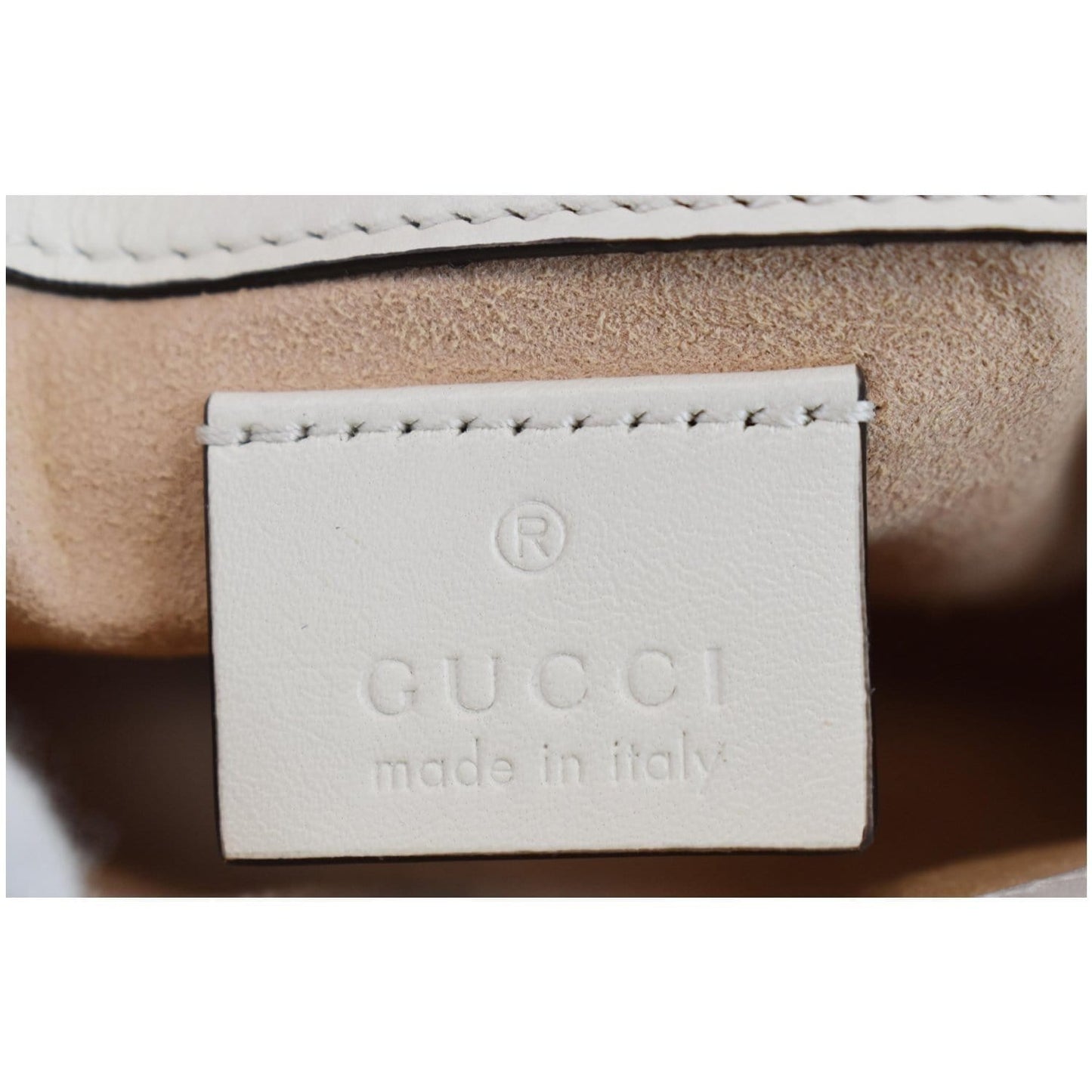 GUCCI GG Marmont Super Mini Matelasse Leather Shoulder Bag White 476433