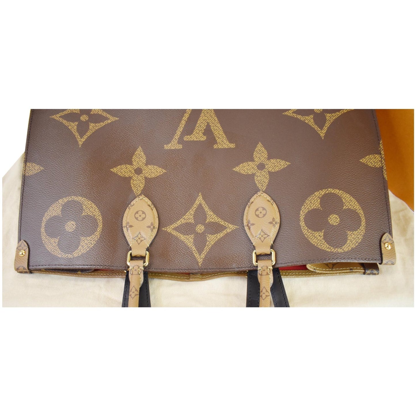 LOUIS VUITTON Onthego GM Reverse Monogram Giant Canvas Shoulder Bag Brown