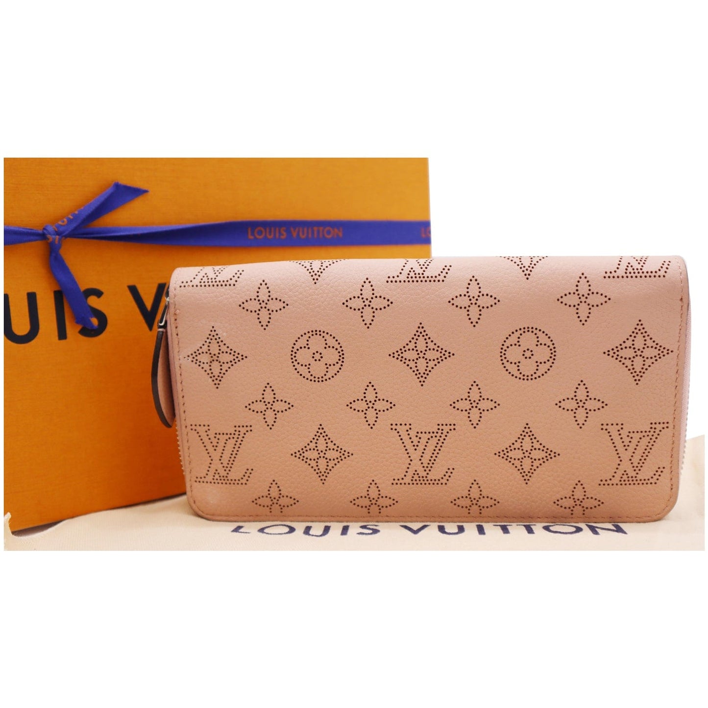LOUIS VUITTON Mahina Leather Zippy Wallet Magnolia - 20% OFF