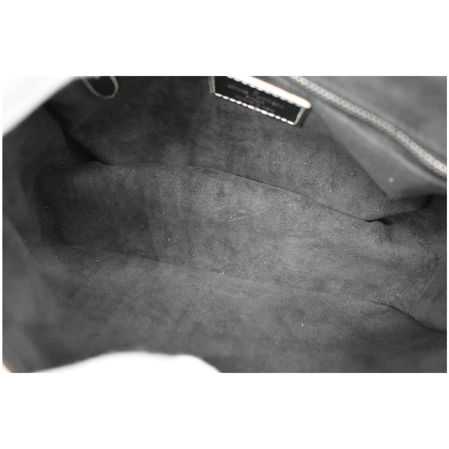 LOUIS VUITTON Chain It Monogram Canvas Shoulder Bag Black