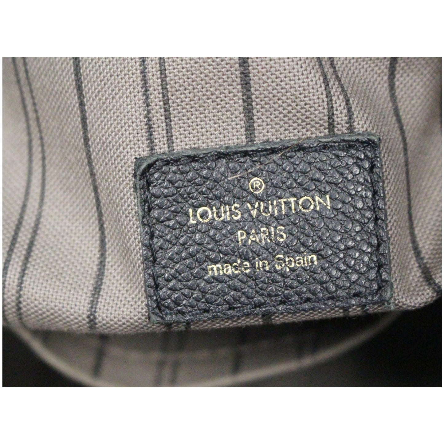 LOUIS VUITTON Artsy MM Empreinte Leather Shoulder Bag Black