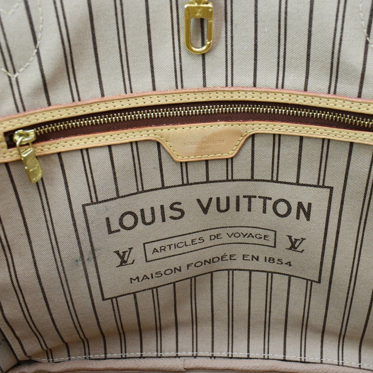 LOUIS VUITTON  Neverfull MM Monogram Canvas Tote Bag Brown