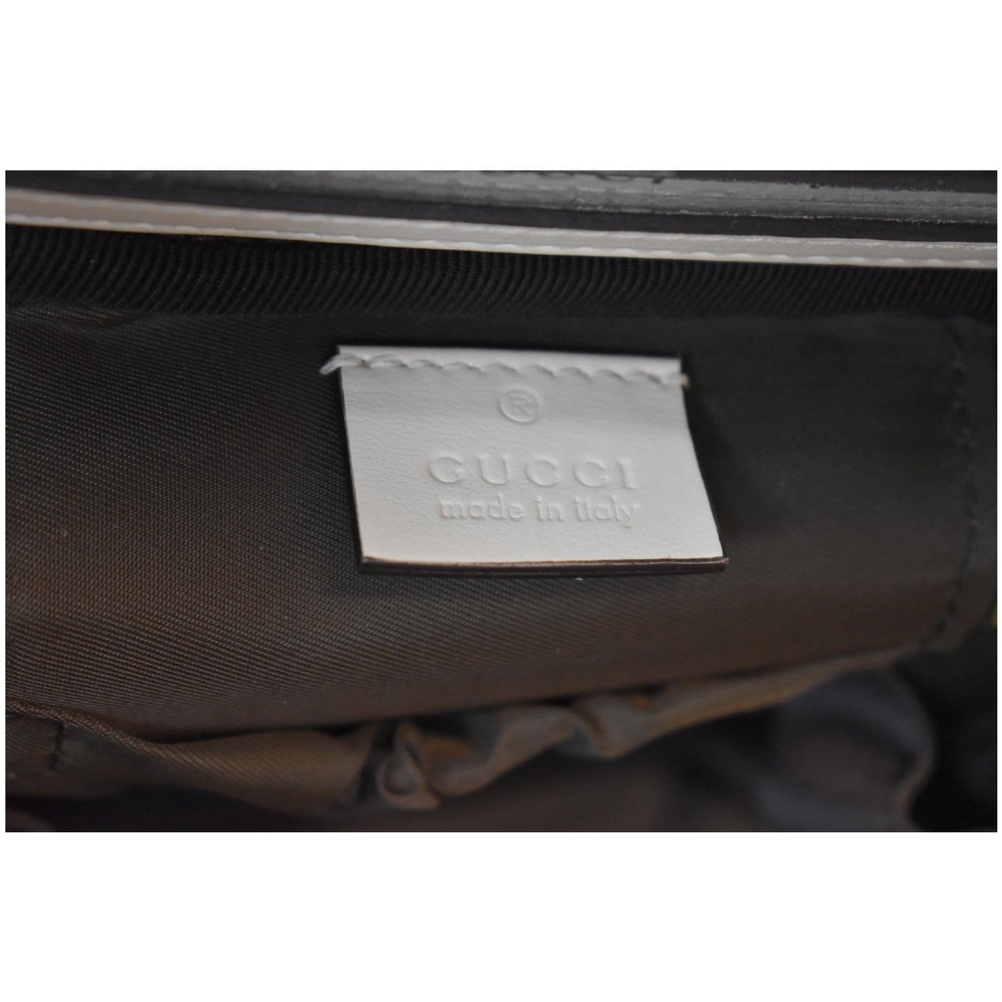 GUCCI GG Marmont Matelasse Chevron Leather Cosmetic Case White 624615