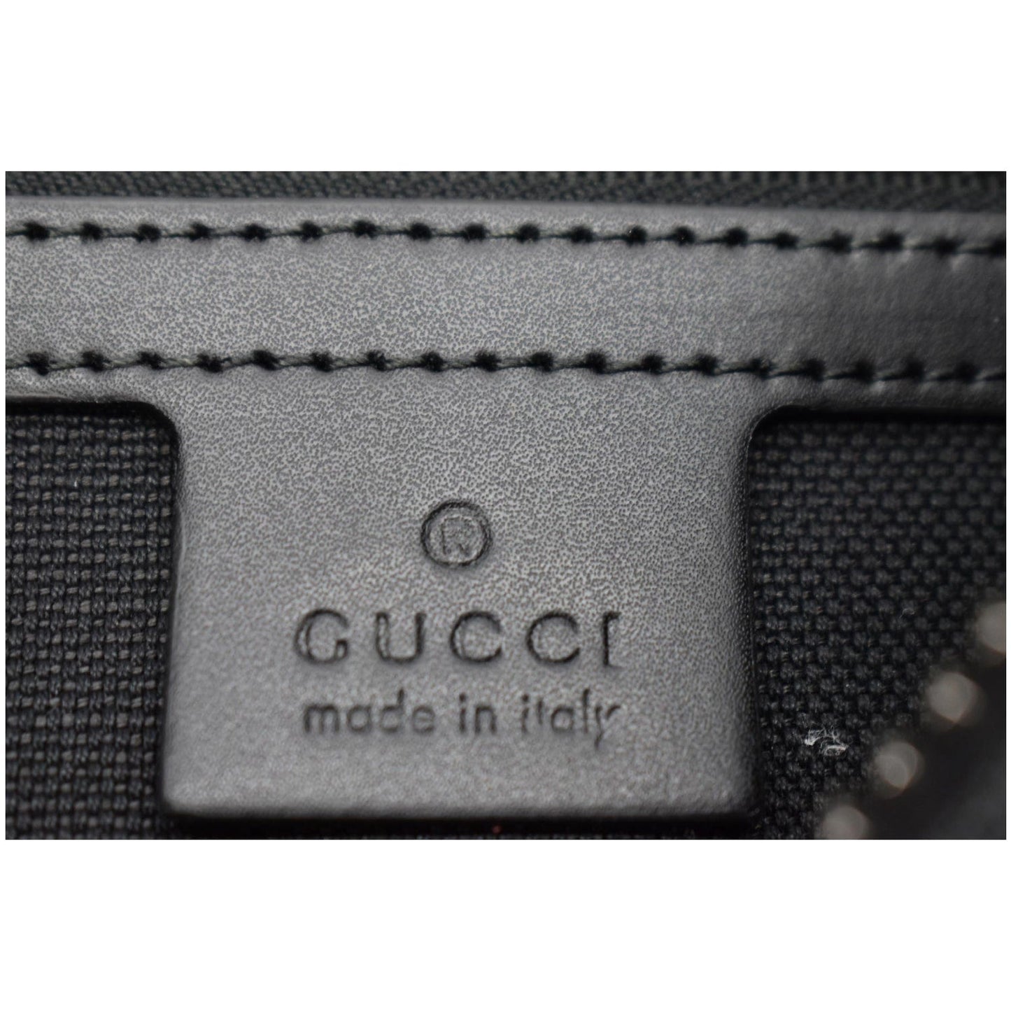 GUCCI Bestiary Tigers GG Supreme Square Messenger Bag Black 474137