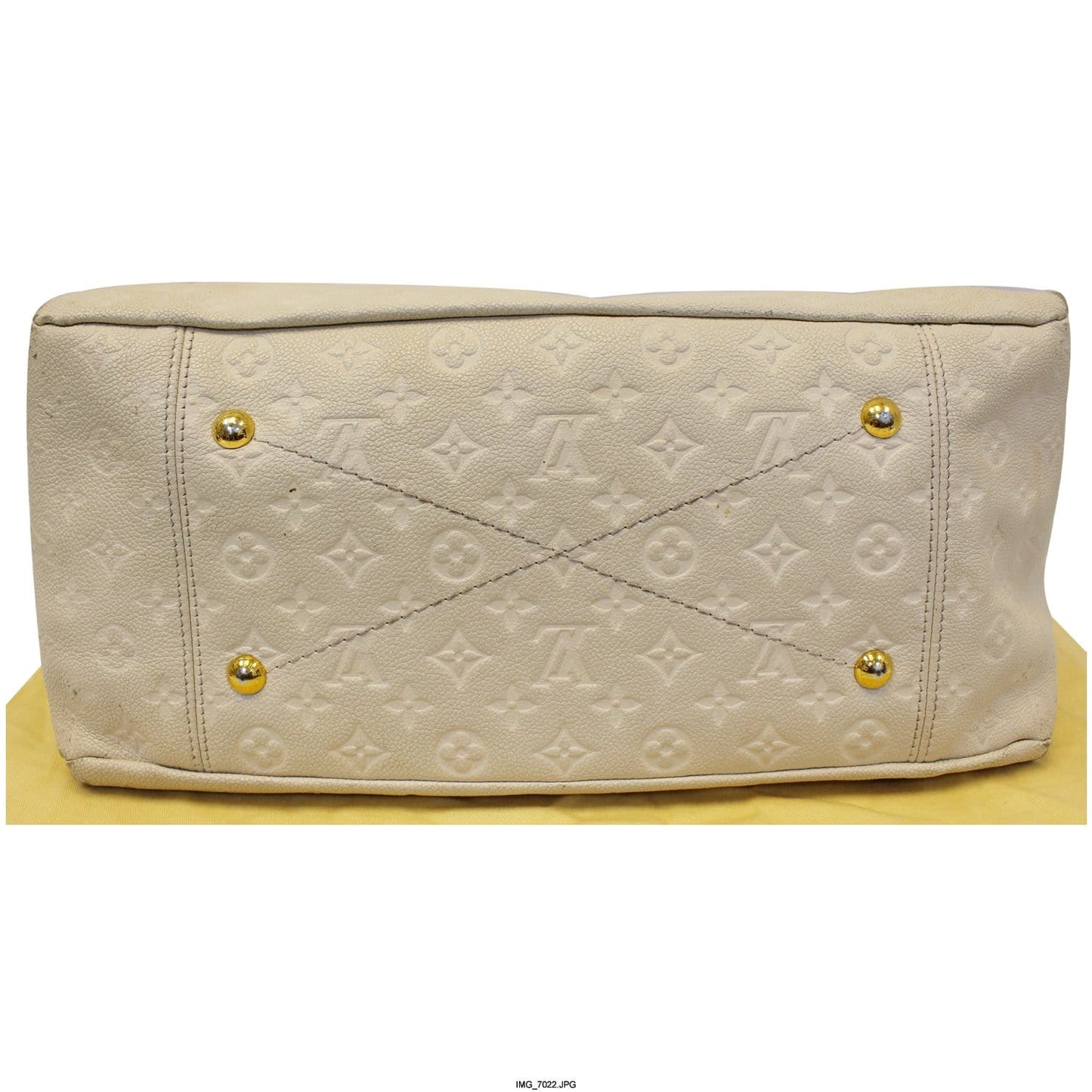 LOUIS VUITTON Artsy MM Neige Empreinte Leather Shoulder Bag