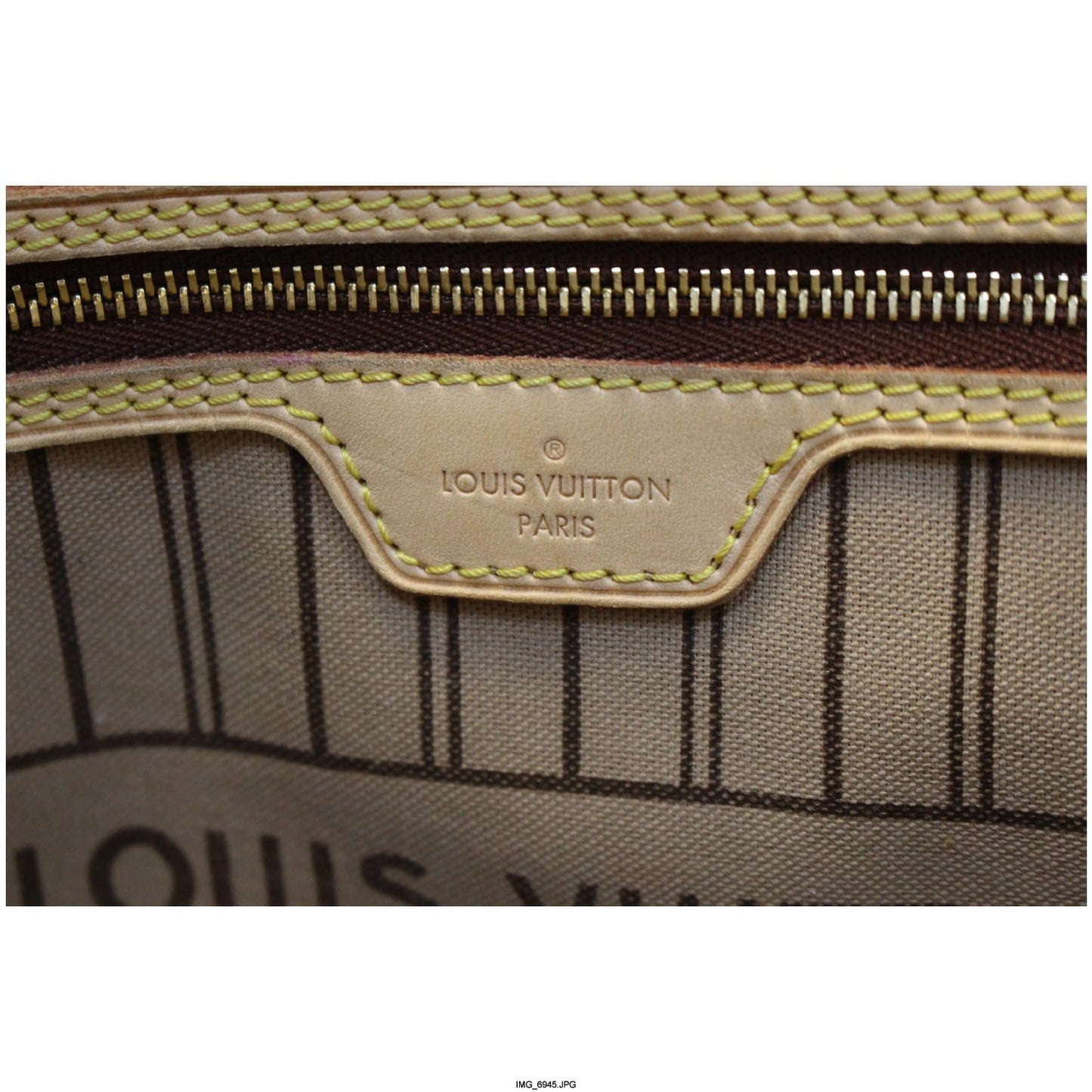LOUIS VUITTON Neverfull GM Monogram Canvas Shoulder Bag