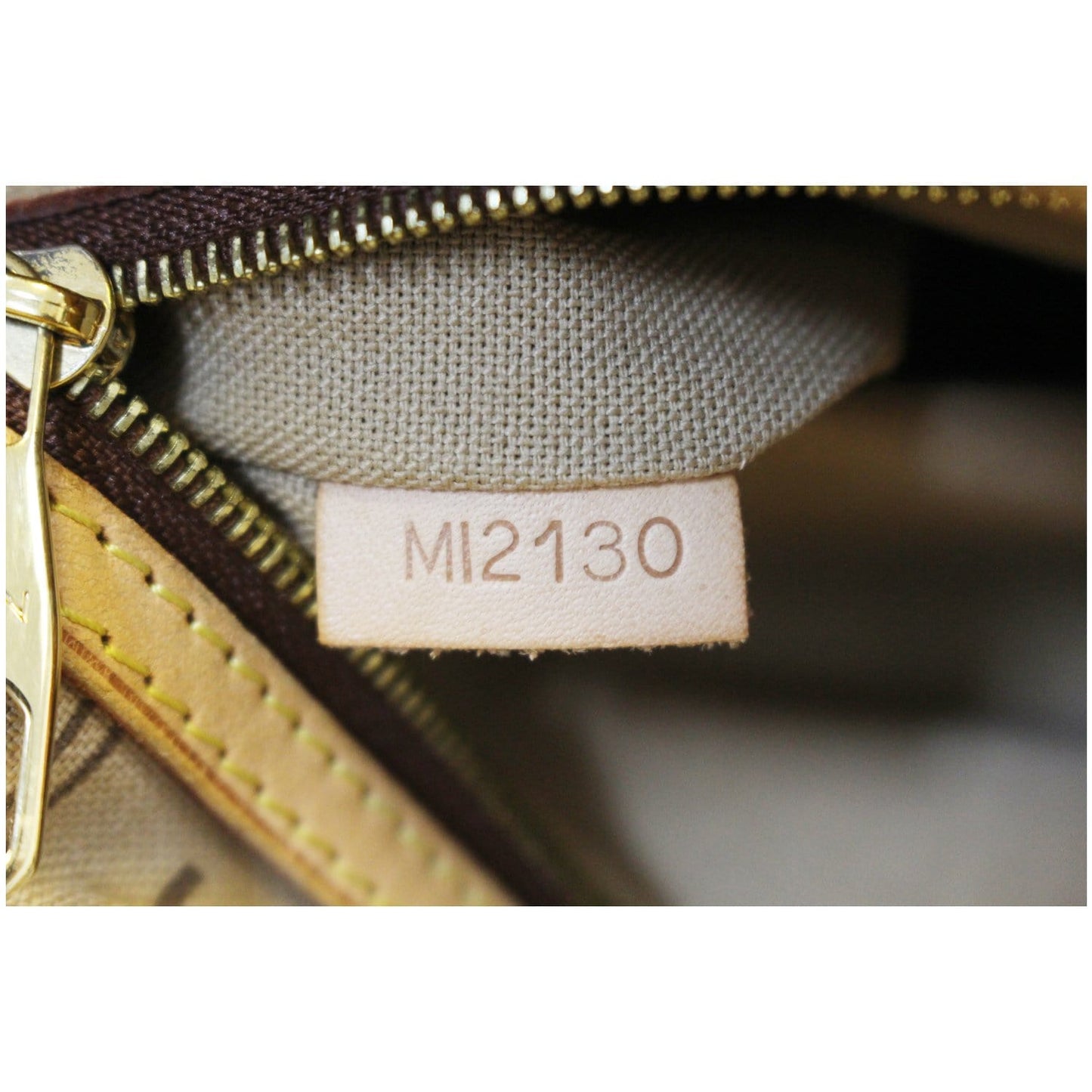 LOUIS VUITTON Delightful GM Monogram Canvas Shoulder Bag