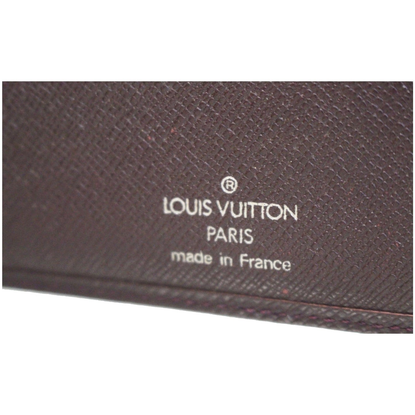 LOUIS VUITTON Multiple Acajou Taiga Leather Bifold Wallet Brown - 25% OFF