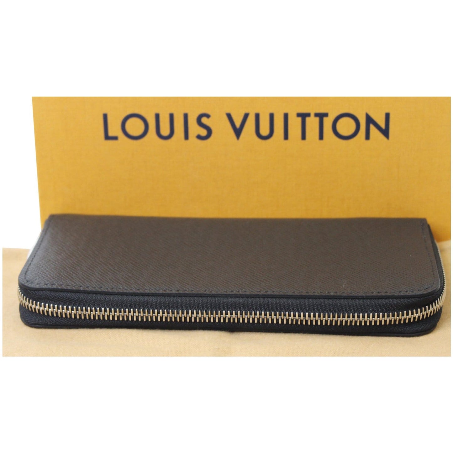 LOUIS VUITTON Zippy Vertical Taiga Long Wallet Black