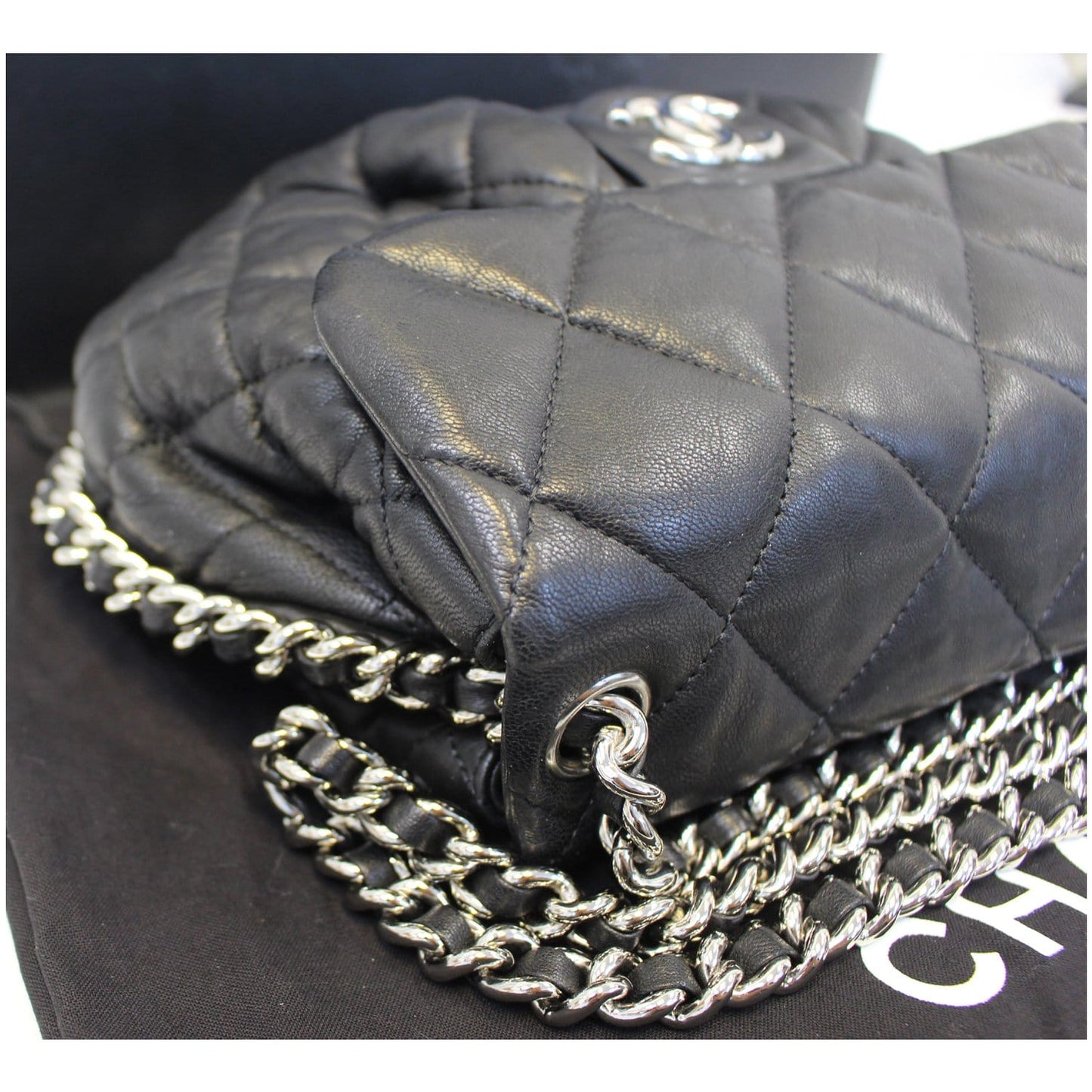 CHANEL Chain Around Quilted Leather Flap Shoulder Crossbody Bag Black