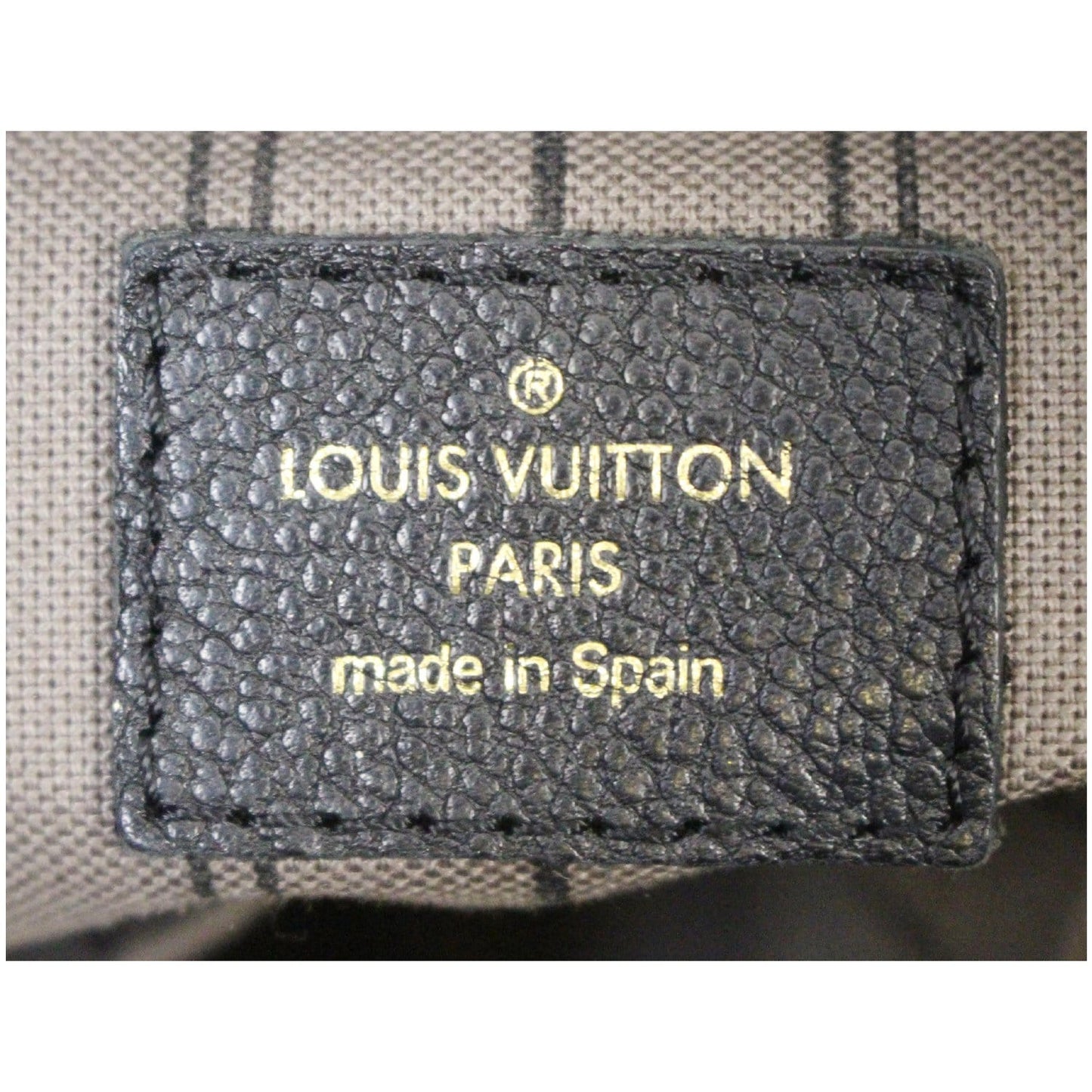 LOUIS VUITTON Artsy MM Empreinte Monogram Shoulder Bag Black