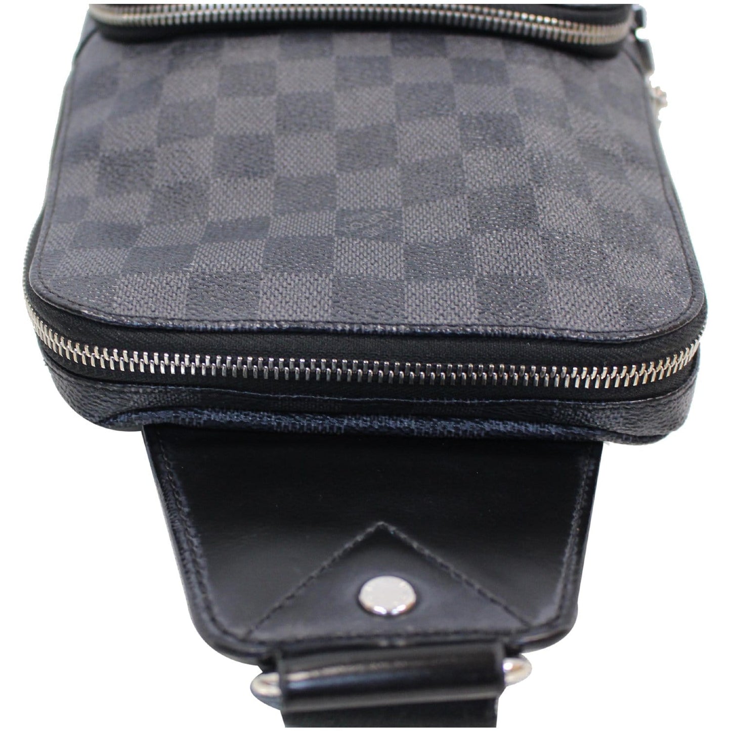 LOUIS VUITTON Avenue Sling Damier Graphite Crossbody Bag Black