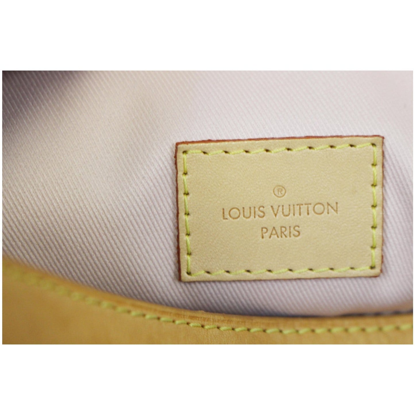 LOUIS VUITTON Graceful MM Damier Azur Shoulder Bag