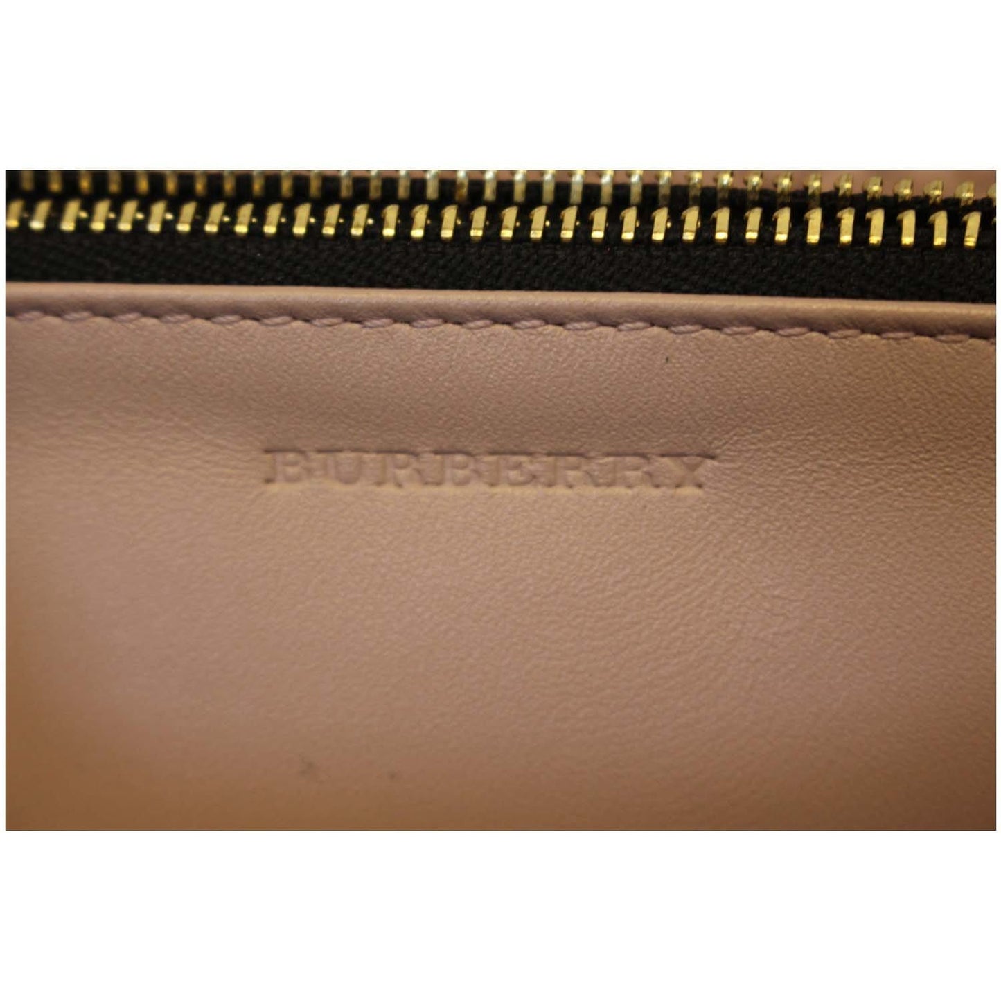 BURBERRY Signature Grain Madison Small Clutch Bag