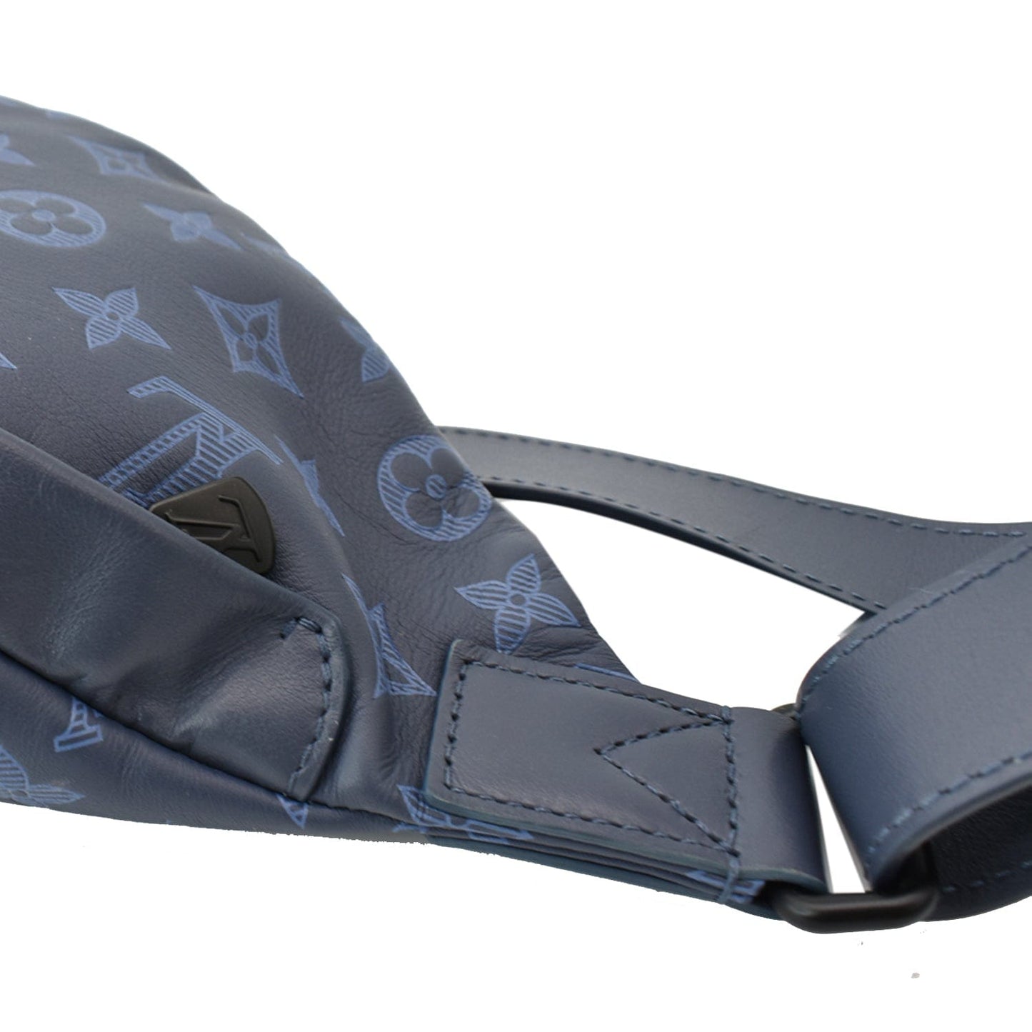 LOUIS VUITTON Discovery Monogram Shadow Leather Bumbag Navy Blue
