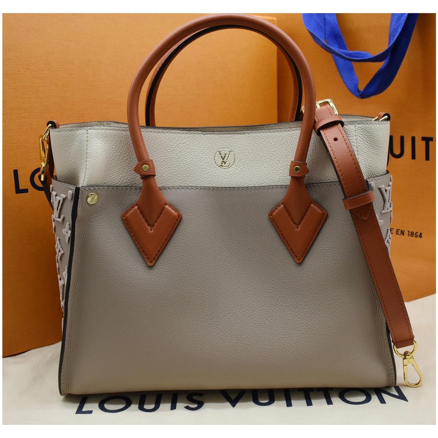 LOUIS VUITTON On My Side MM Monogram Tufting Shoulder Bag Galet